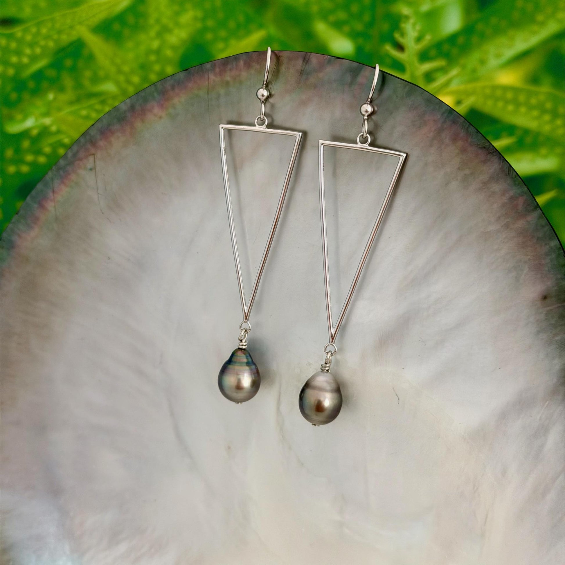DOORBUSTER Tahitian Pearl Earrings – Sterling Silver Triangle Dangle jewelry.