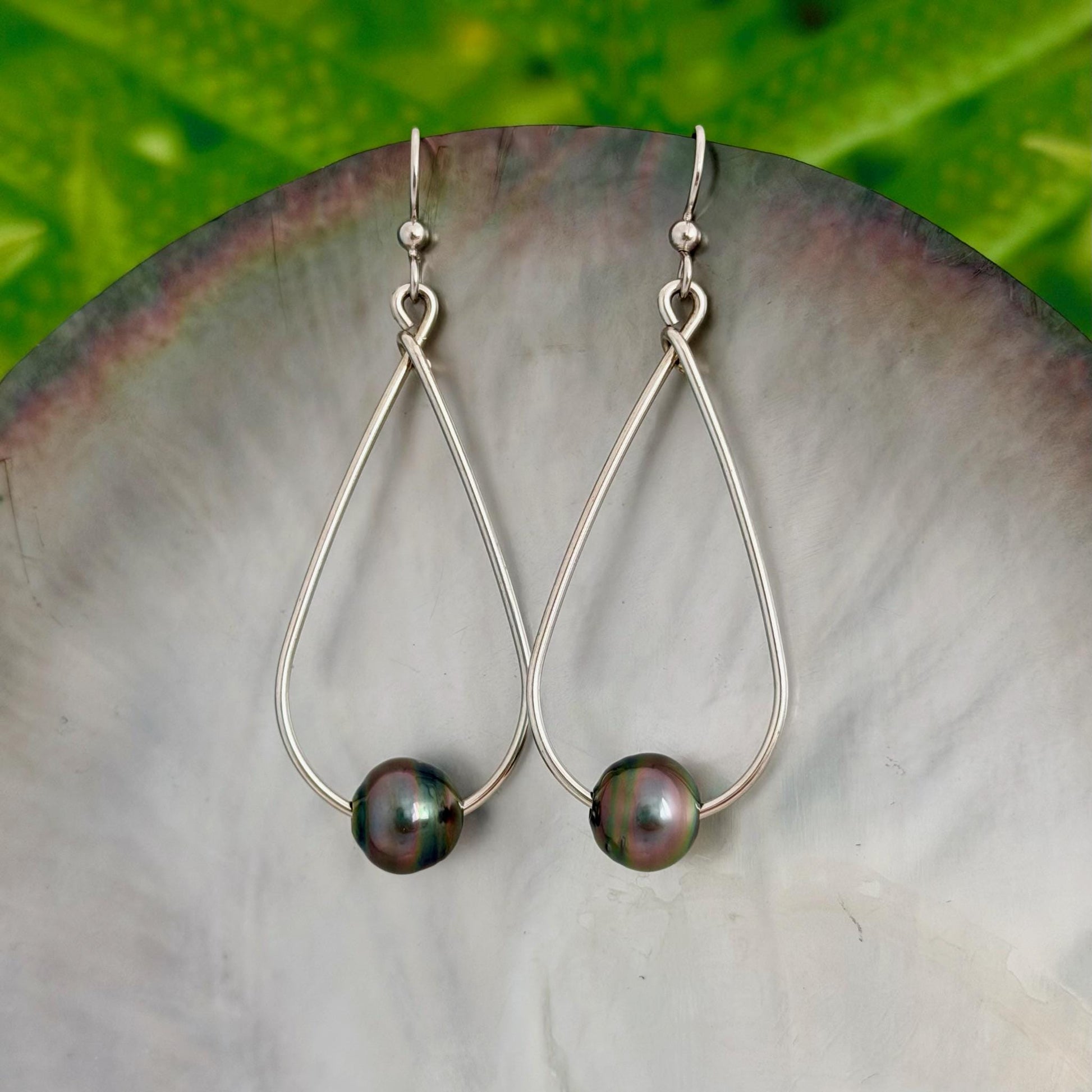 Tahitian Pearl Earrings – Sterling silver Teardrop Hoop • everyday jewelry