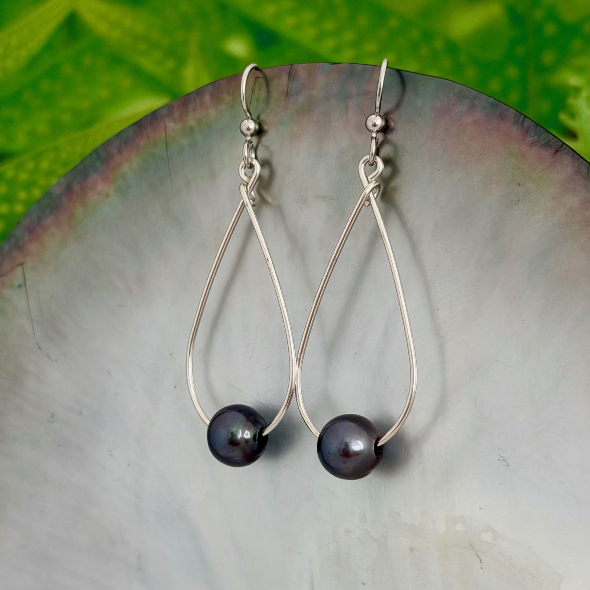 Tahitian Pearl Earrings – Sterling silver Teardrop Hoop • everyday jewelry