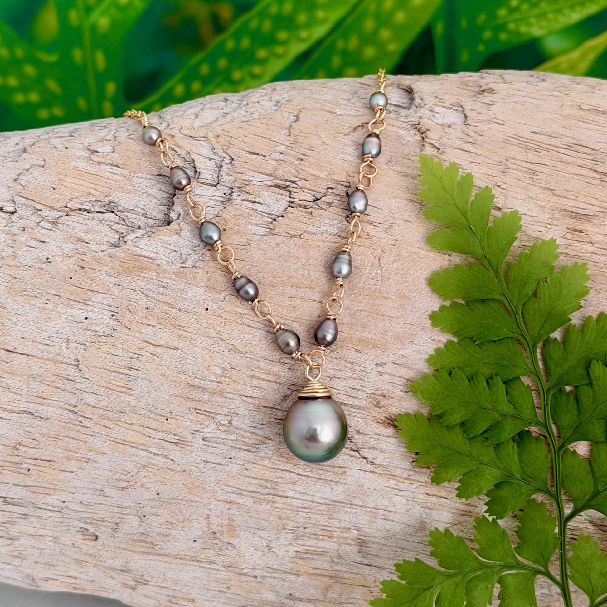 Tahitian Pearl & Keshi Necklace – Elegant Handmade Jewelry • Unique gold filled gift