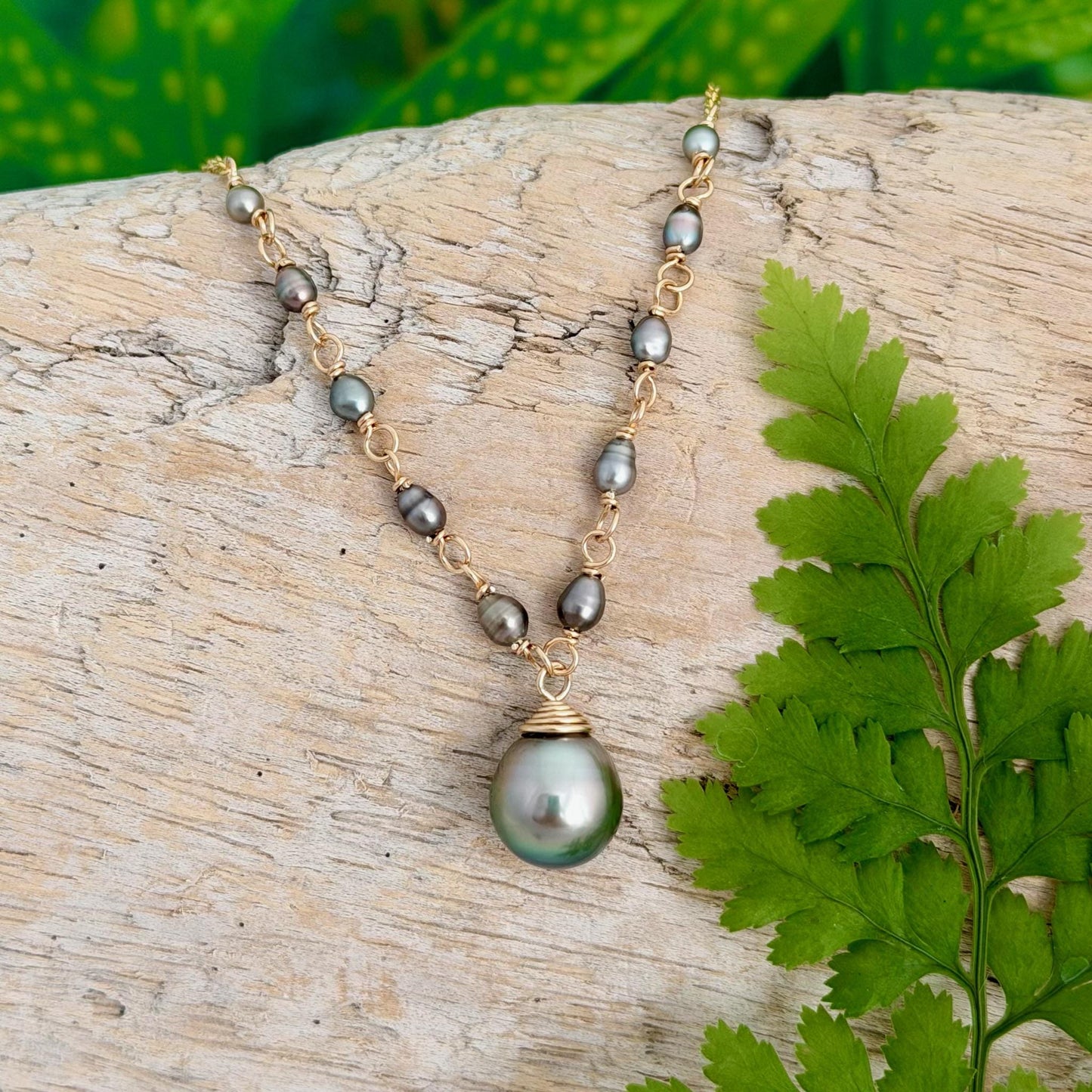 Tahitian Pearl & Keshi Necklace – Elegant Handmade Jewelry • Unique gold filled gift