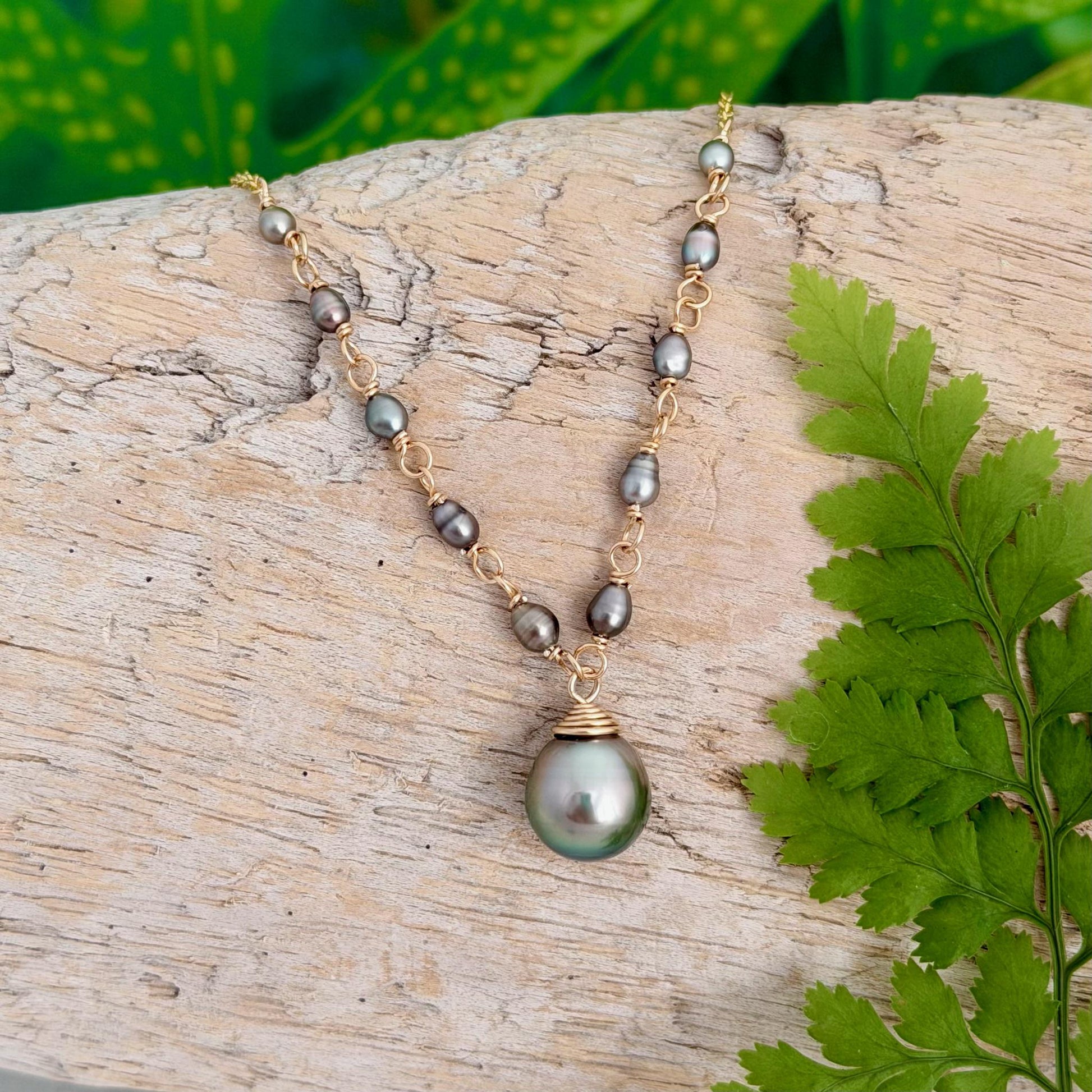 Tahitian Pearl & Keshi Necklace – Elegant Handmade Jewelry • Unique gold filled gift