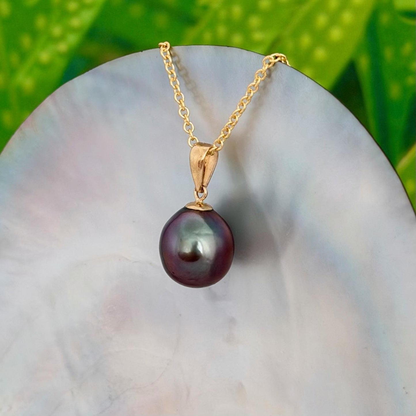 10.8mm Aubergine Tahitian Pearl Pendant: Solid Gold • Minimalist Necklace, Colorful Overtone