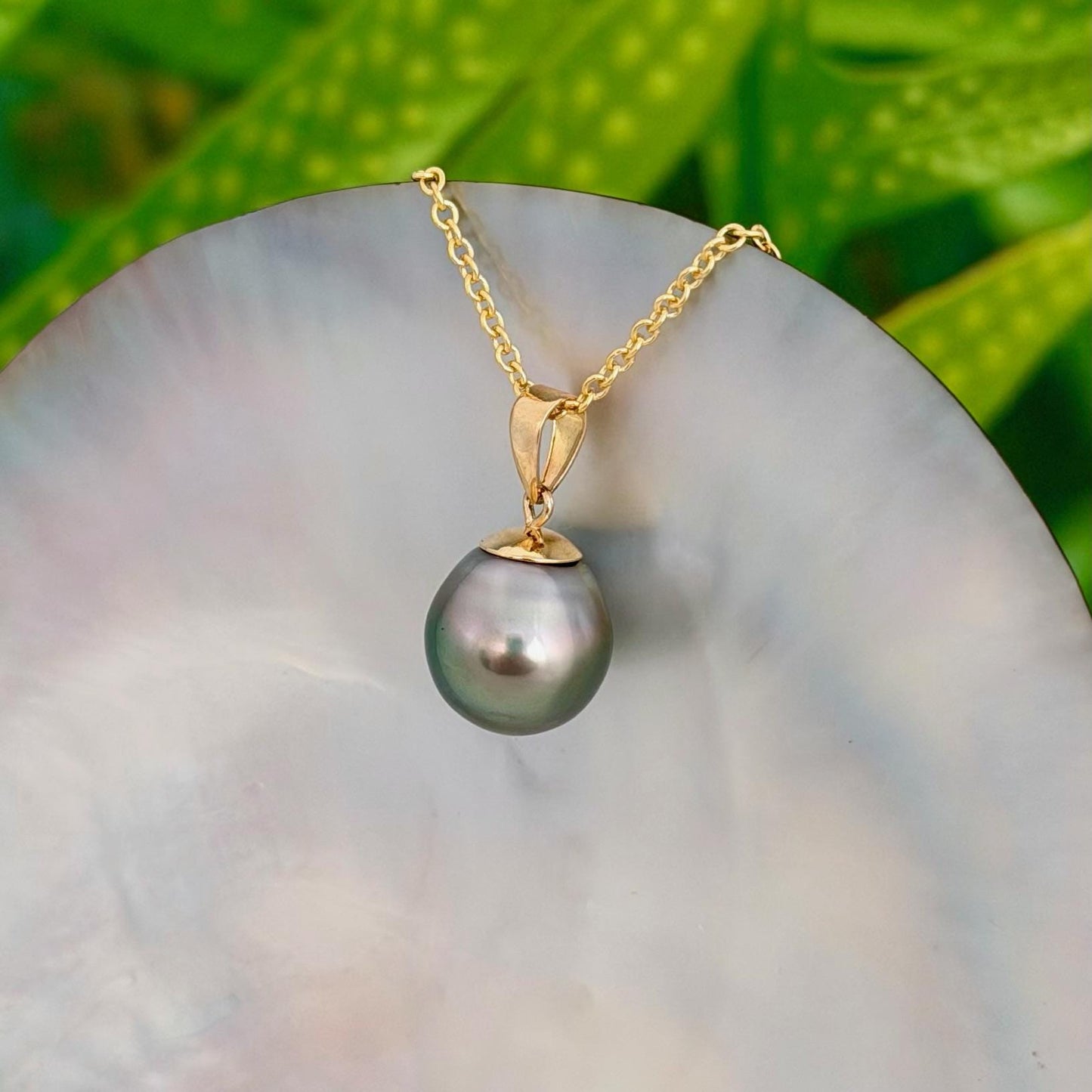 10.9mm Light Pastel Tahitian Pearl Pendant: Solid Gold • Minimalist Necklace, Colorful Overtone