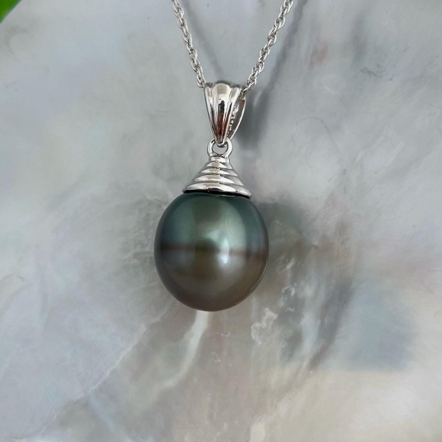 DOORBUSTER Tahitian Pearl Pendant • big 15mm black pearl • rare jewelry in sterling silver