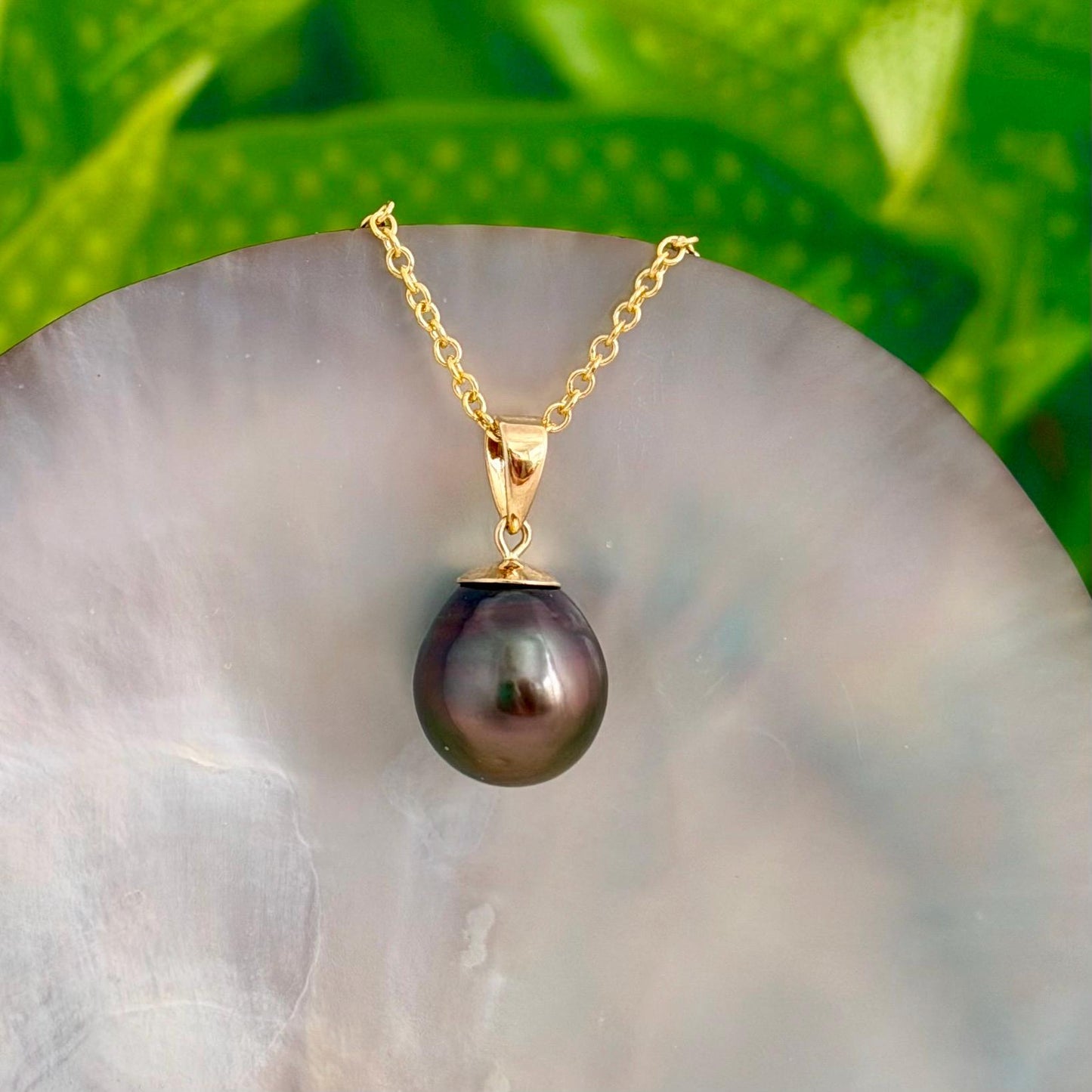 11.1mm Pink Tahitian Pearl Pendant: Solid Gold • Minimalist Necklace, Colorful Overtone