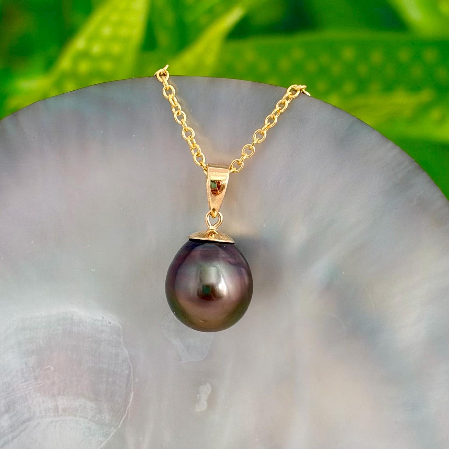 11.1mm Pink Tahitian Pearl Pendant: Solid Gold • Minimalist Necklace, Colorful Overtone