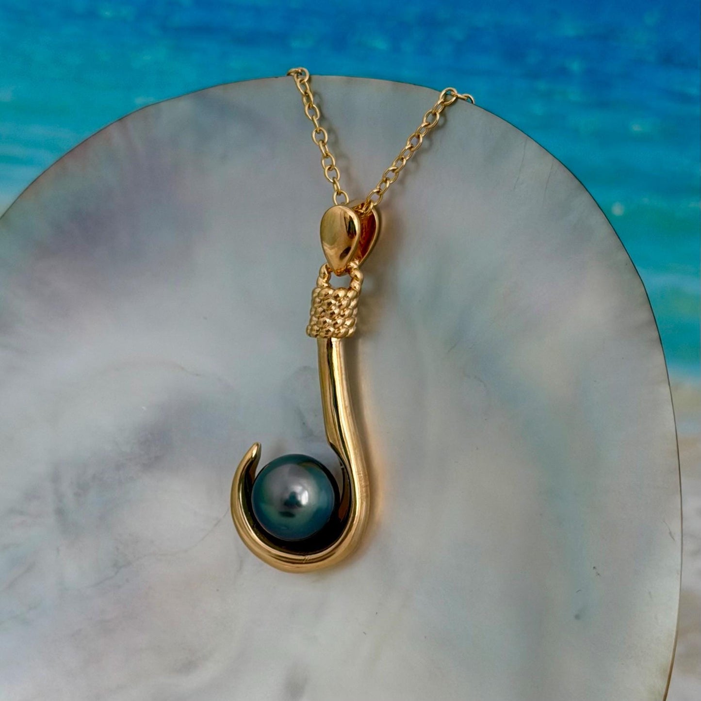 Fishhook Tahitian pearl necklace • Unique ocean jewelry made in hawaii for Ocean lovers • Unisex luxurious gift for her or him • fish hook