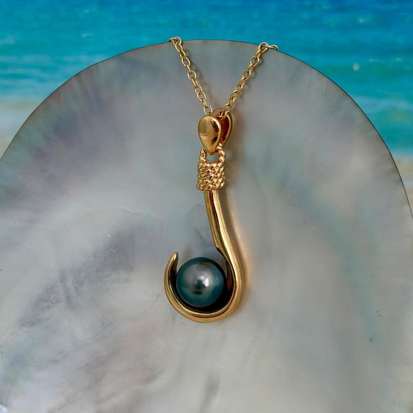 Fishhook Tahitian pearl necklace • Unique ocean jewelry made in hawaii for Ocean lovers • Unisex luxurious gift for her or him • fish hook