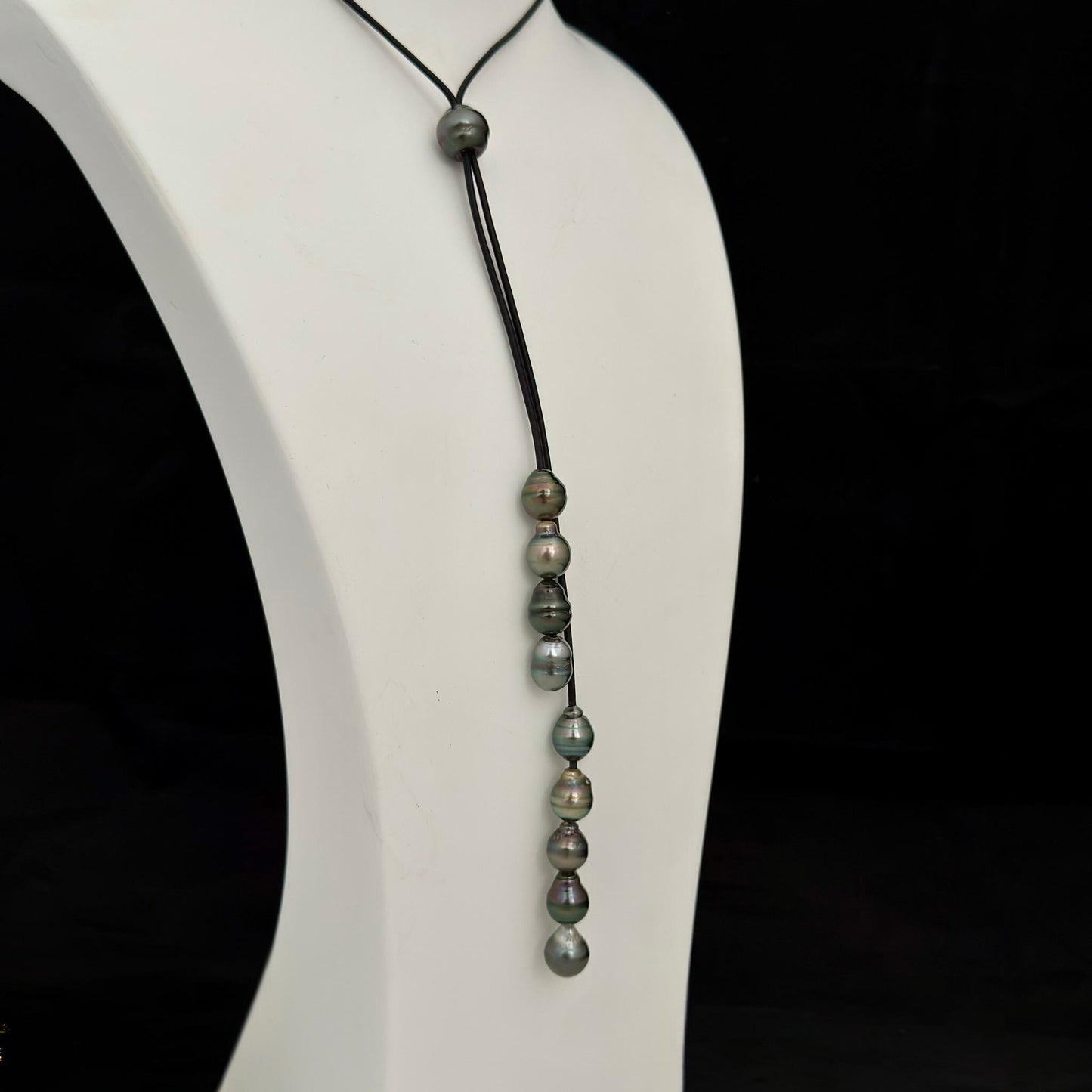 Tahitian Pearl Leather necklace • Long natural jewelry