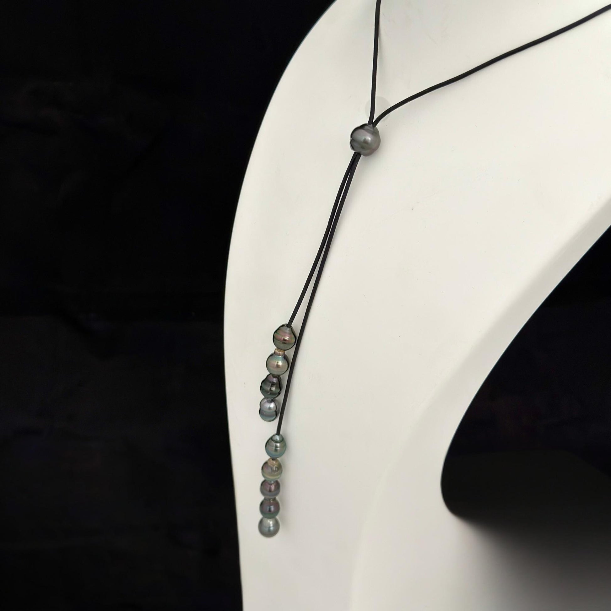 Tahitian Pearl Leather necklace • Long natural jewelry