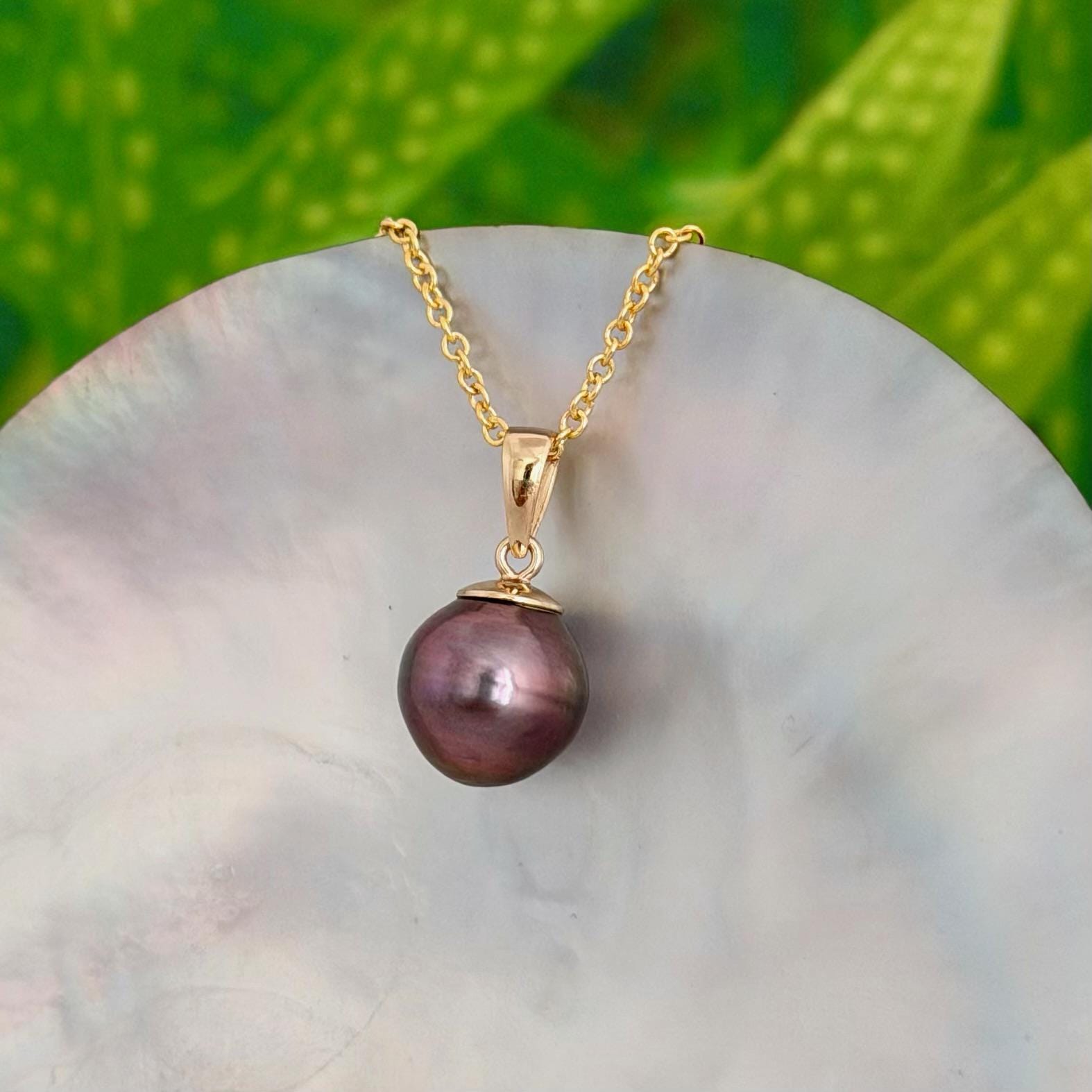 Tahitian Pearl Pendant : 10.6mm Dark Pink Red • 14k Gold Vermeil • ocean gem
