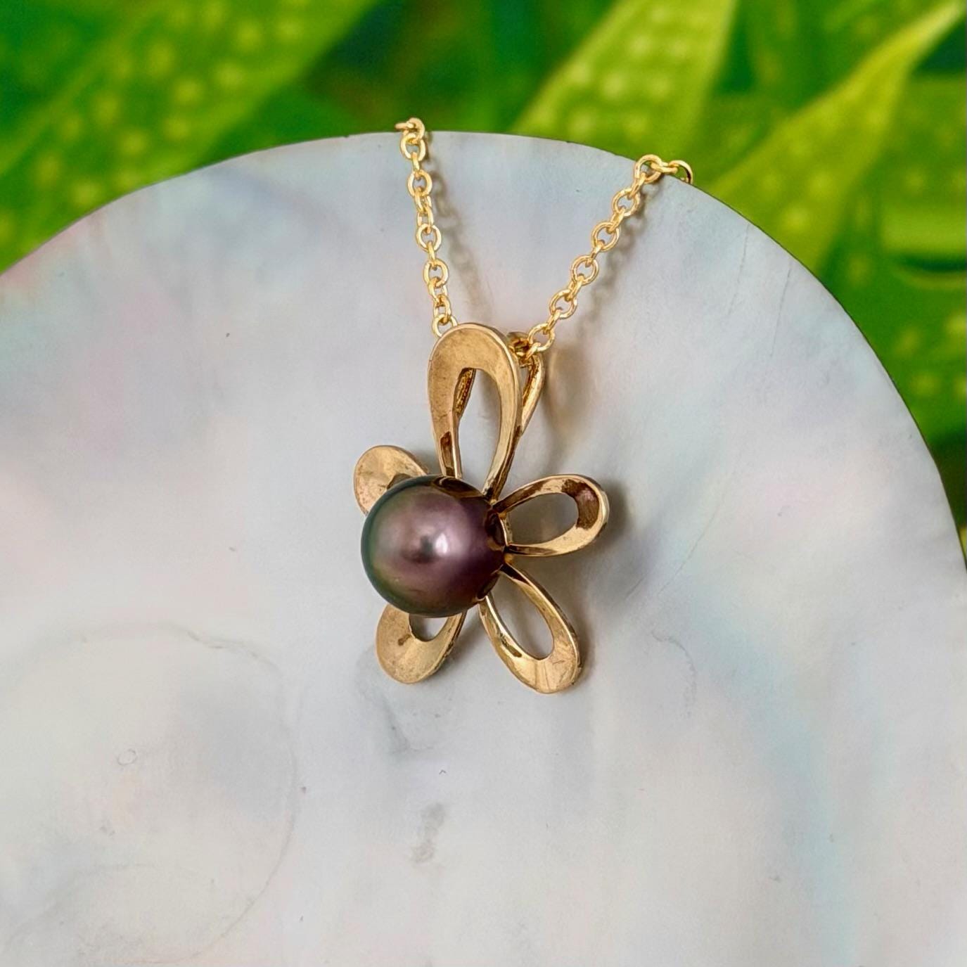 Tahitian Pearl Pendant – 14k Gold vermeil Flower Design • Peacock Pink Purple Green