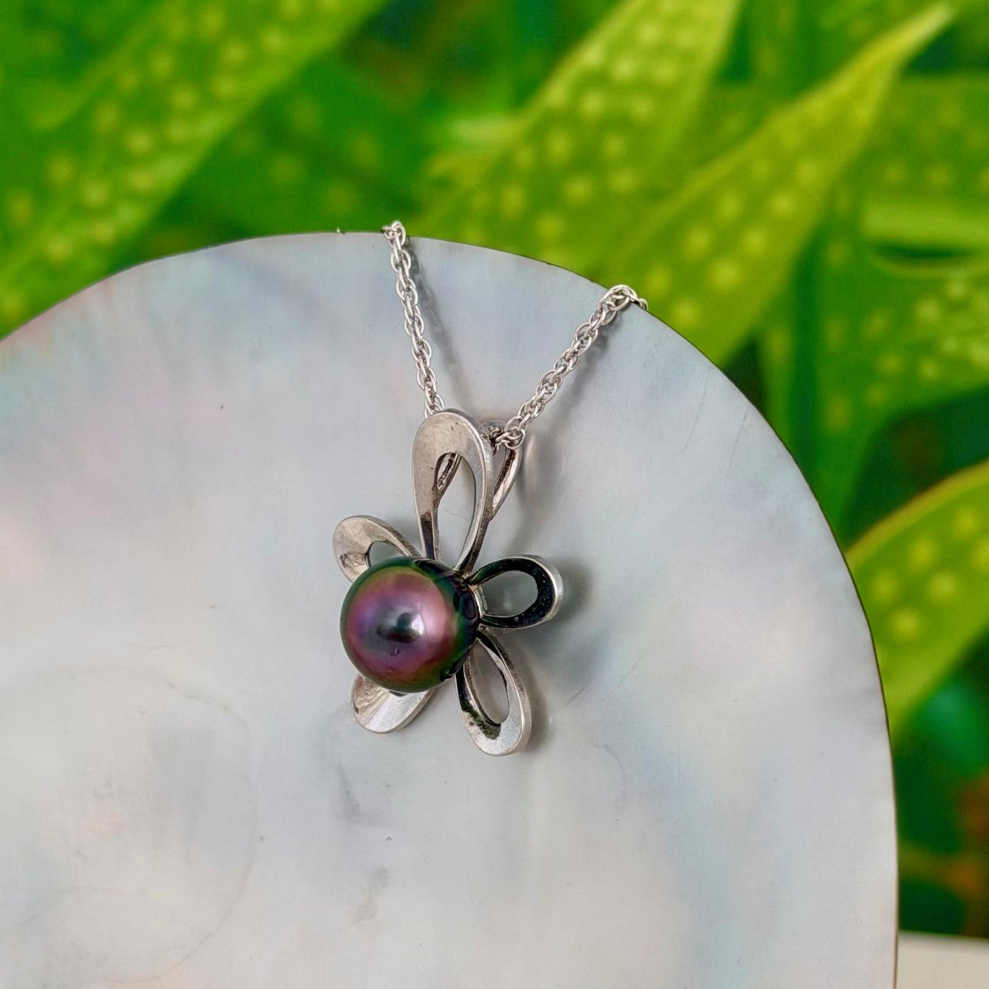 Tahitian Pearl Pendant : 8.5mm • Sterling silver Flower Design • Peacock Pink Purple Green