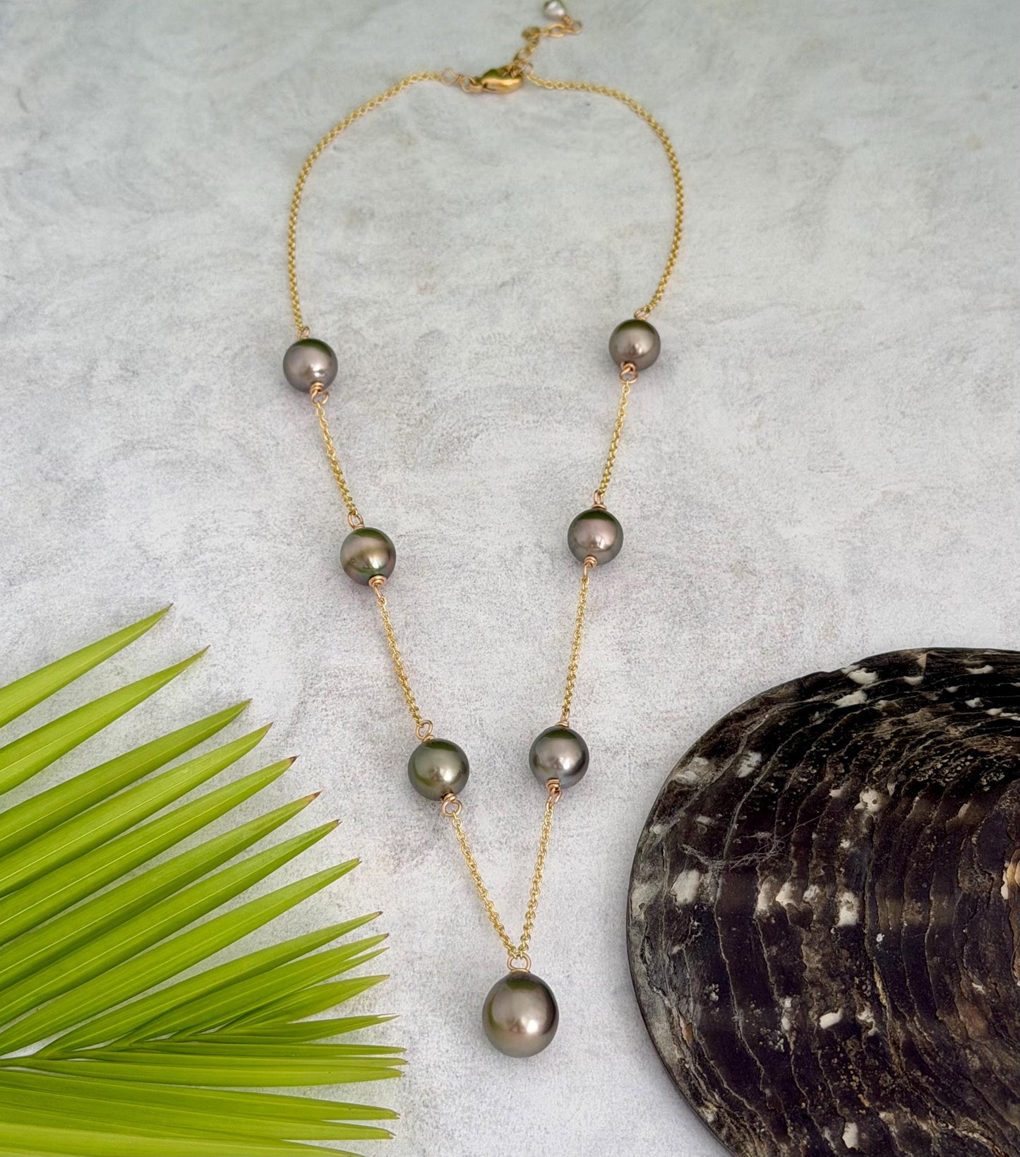 Tahitian pearl necklace • Linked pearls with drop Pistachio pendant • Handmade in Hawaii jewelry