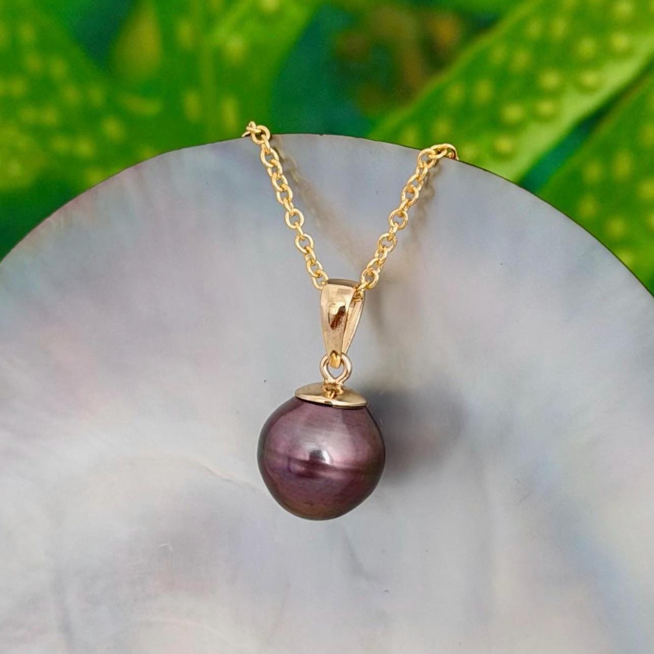 Tahitian Pearl Pendant : 10.6mm Dark Pink Red • 14k Gold Vermeil • ocean gem