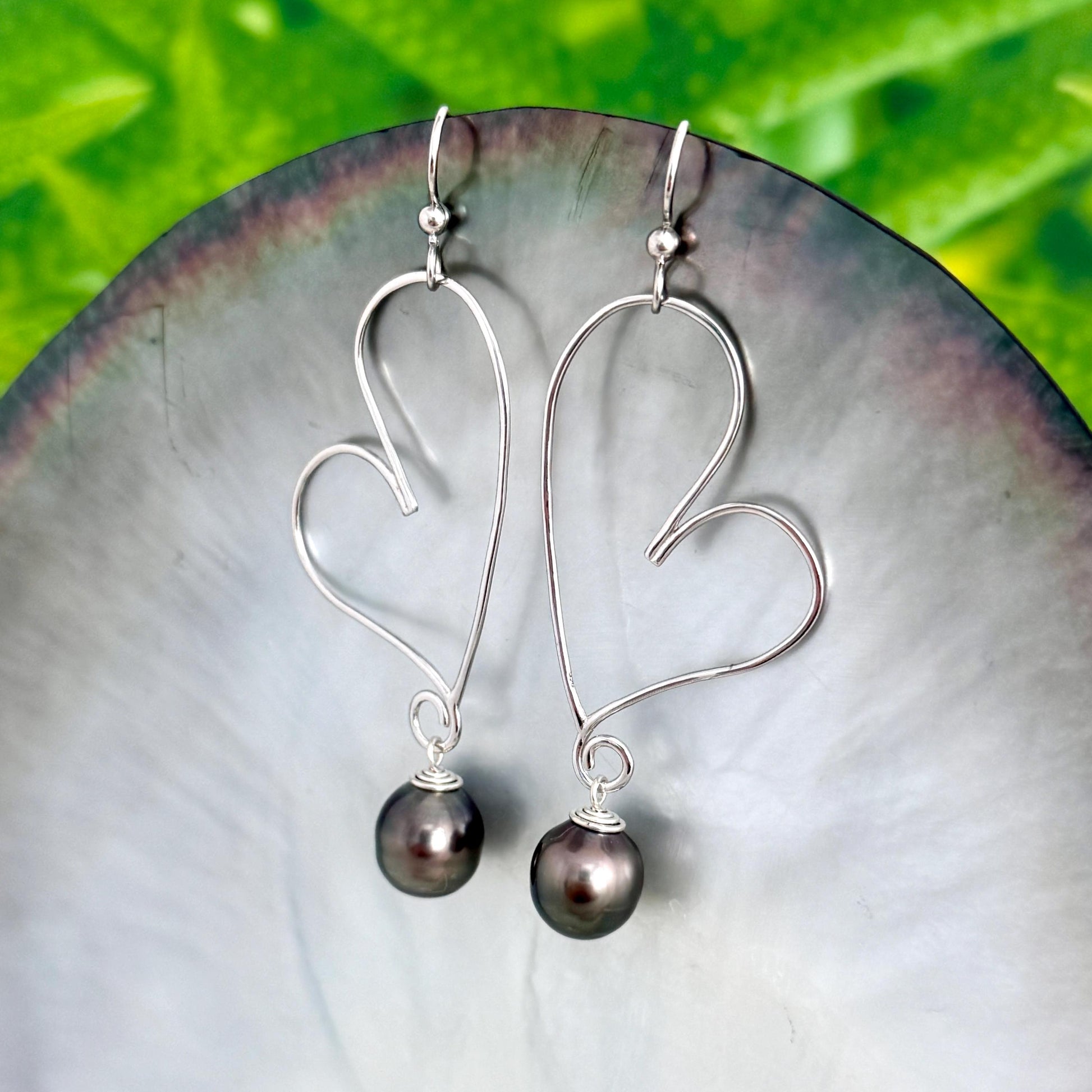 Tahitian Pearl Heart Earrings: Sterling silver Dangle Earrings