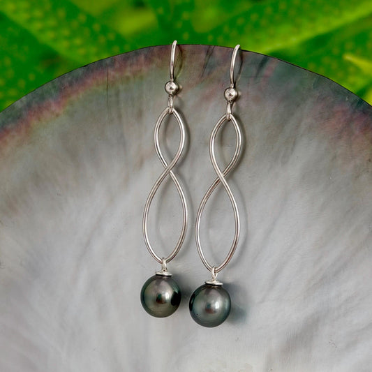 Infinity Tahitian Pearl Earrings • Dangle earrings in Sterling Silver