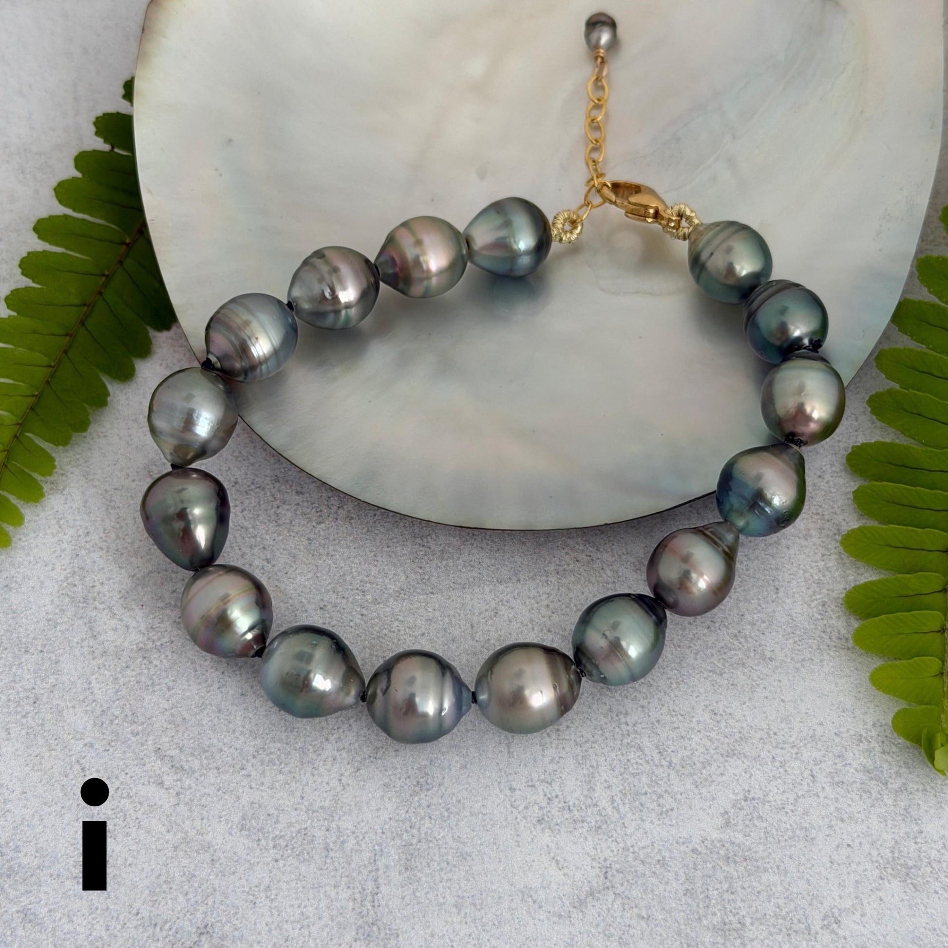 Tahitian Pearl Bracelet • Strand of pearls • Multicolor • luxurious gift