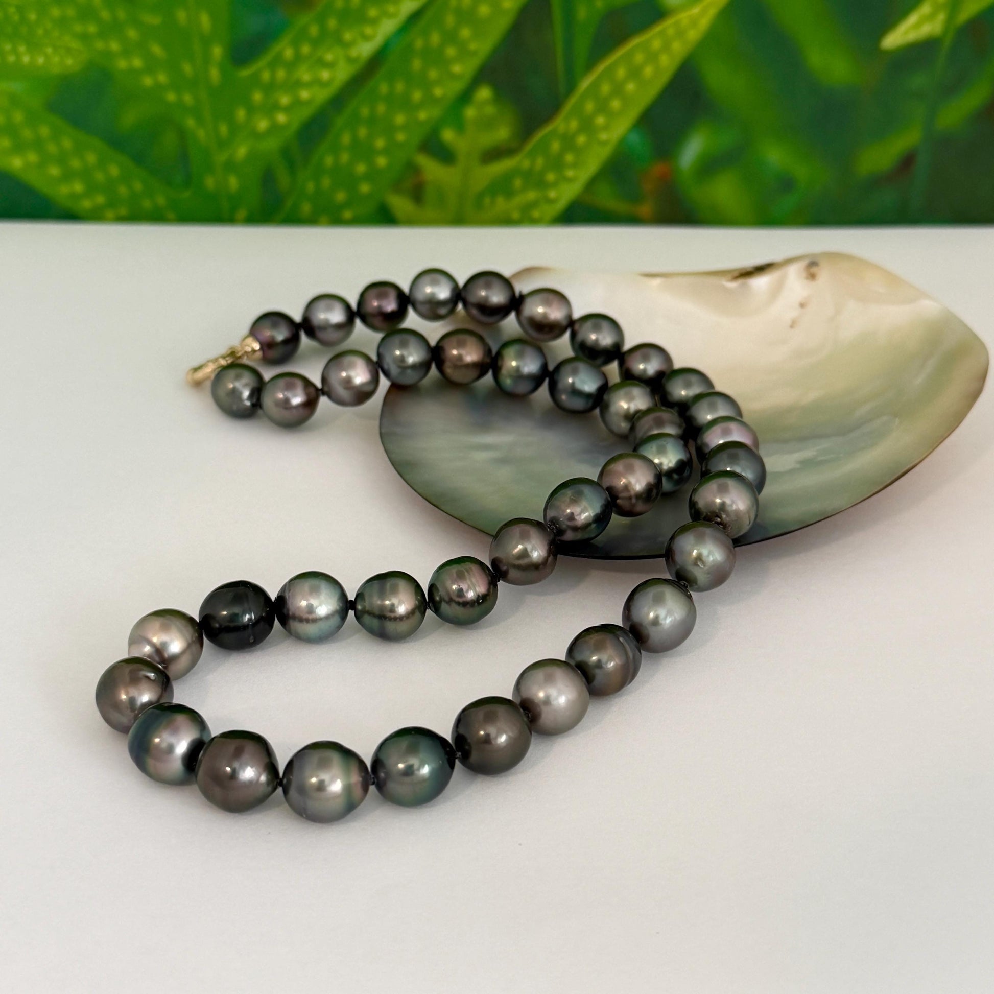 Tahitian Pearl Necklace • Dark Multicolor Strand • Handmade in Hawaii Jewelry • Luxurious Choker