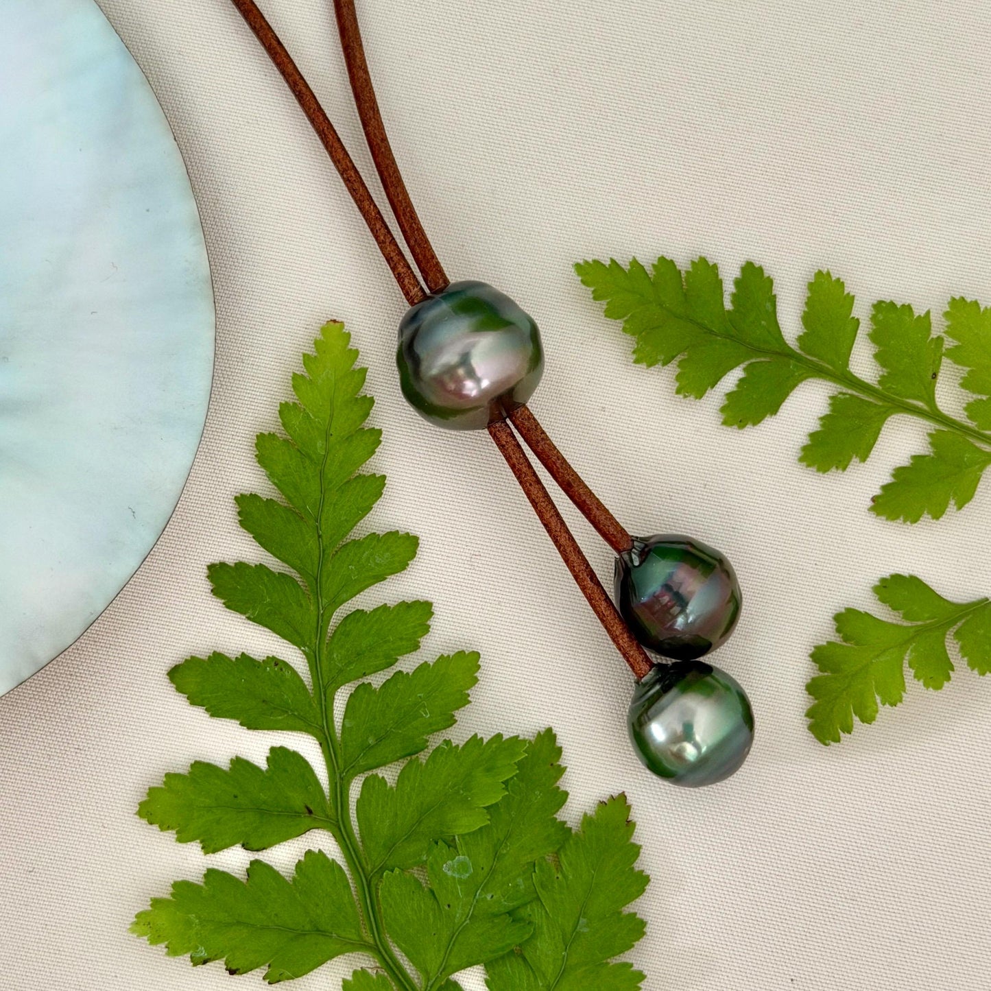 Tahitian Pearl Leather Necklace: Casual Island Jewelry