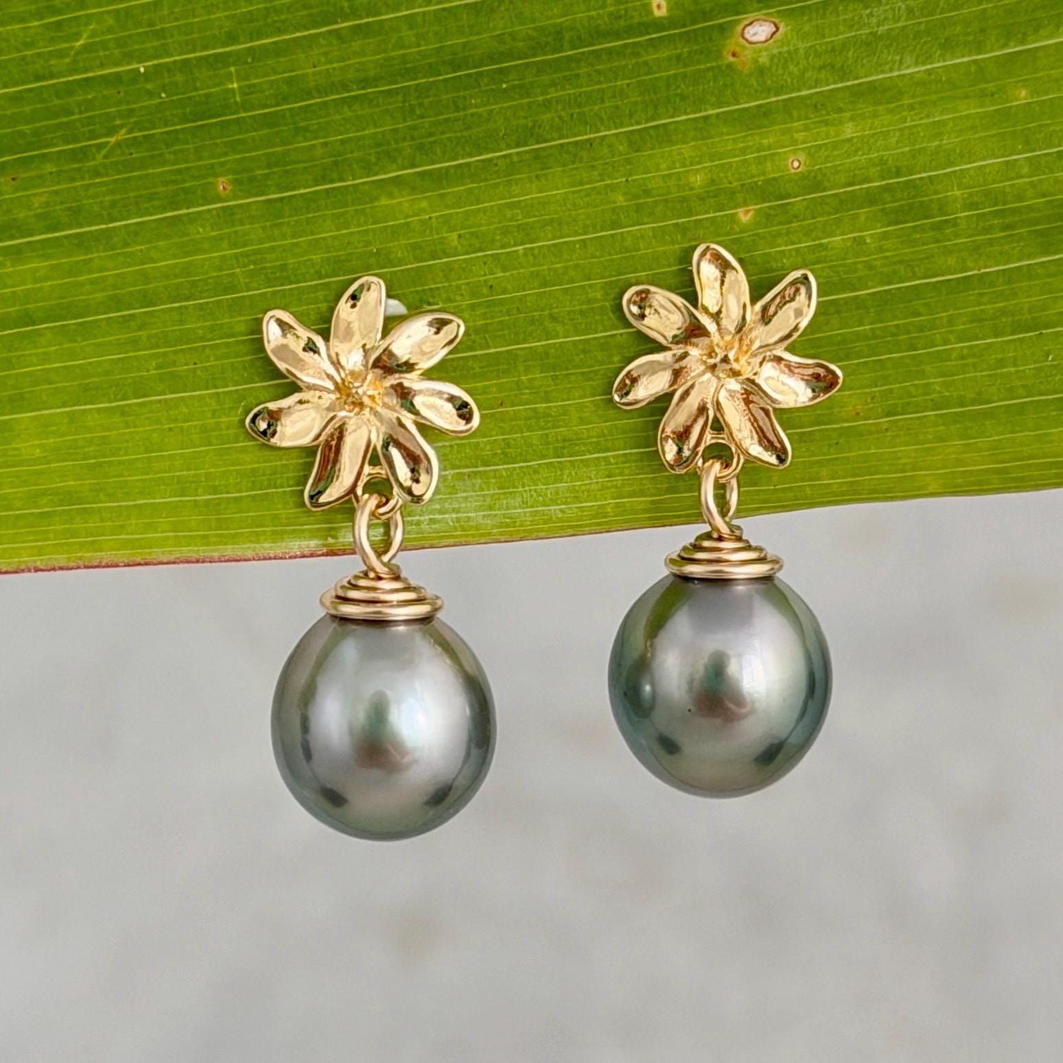 Tahitian pearl stud earrings — Gardenia Tiare flower • Gold jewelry
