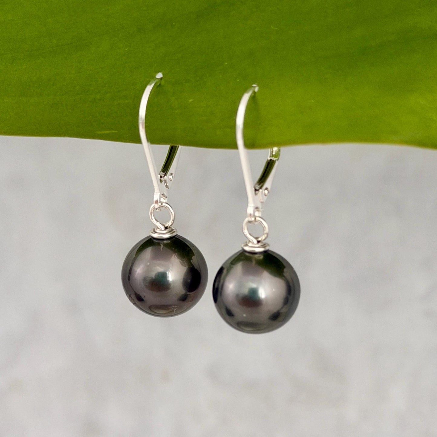 leverback sterling silver with tahitian pink pearl