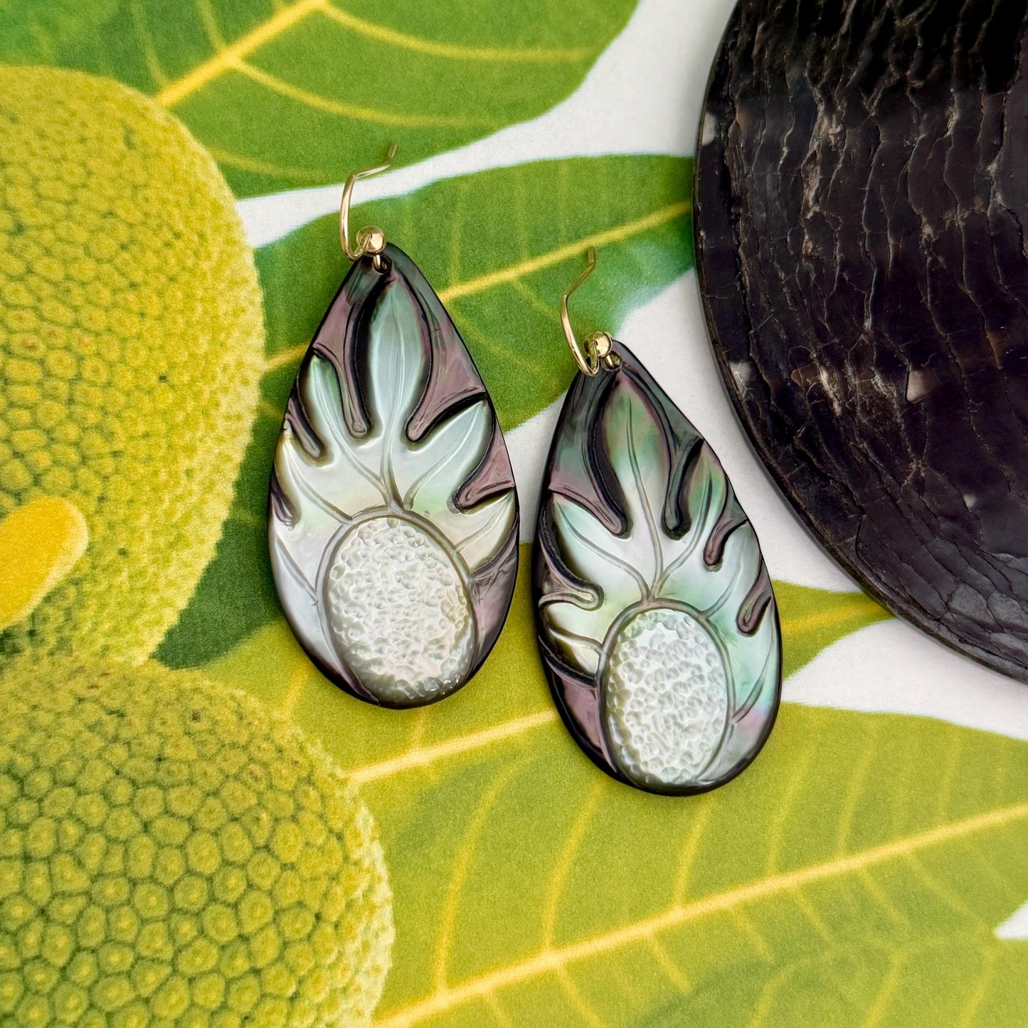 Ulu Earrings • Hawaiian Jewelry • Mother of Pearl shell