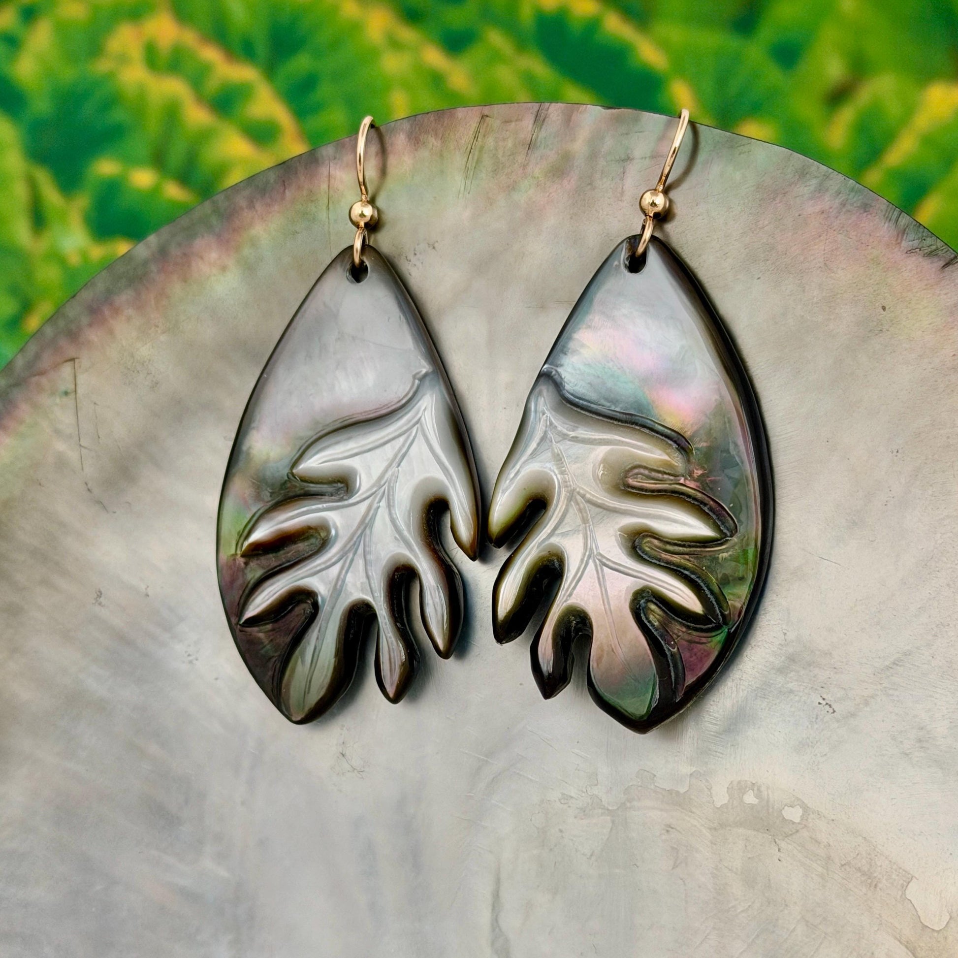 Ulu Earrings • Hawaiian Jewelry • Mother of Pearl shell • Hand carved