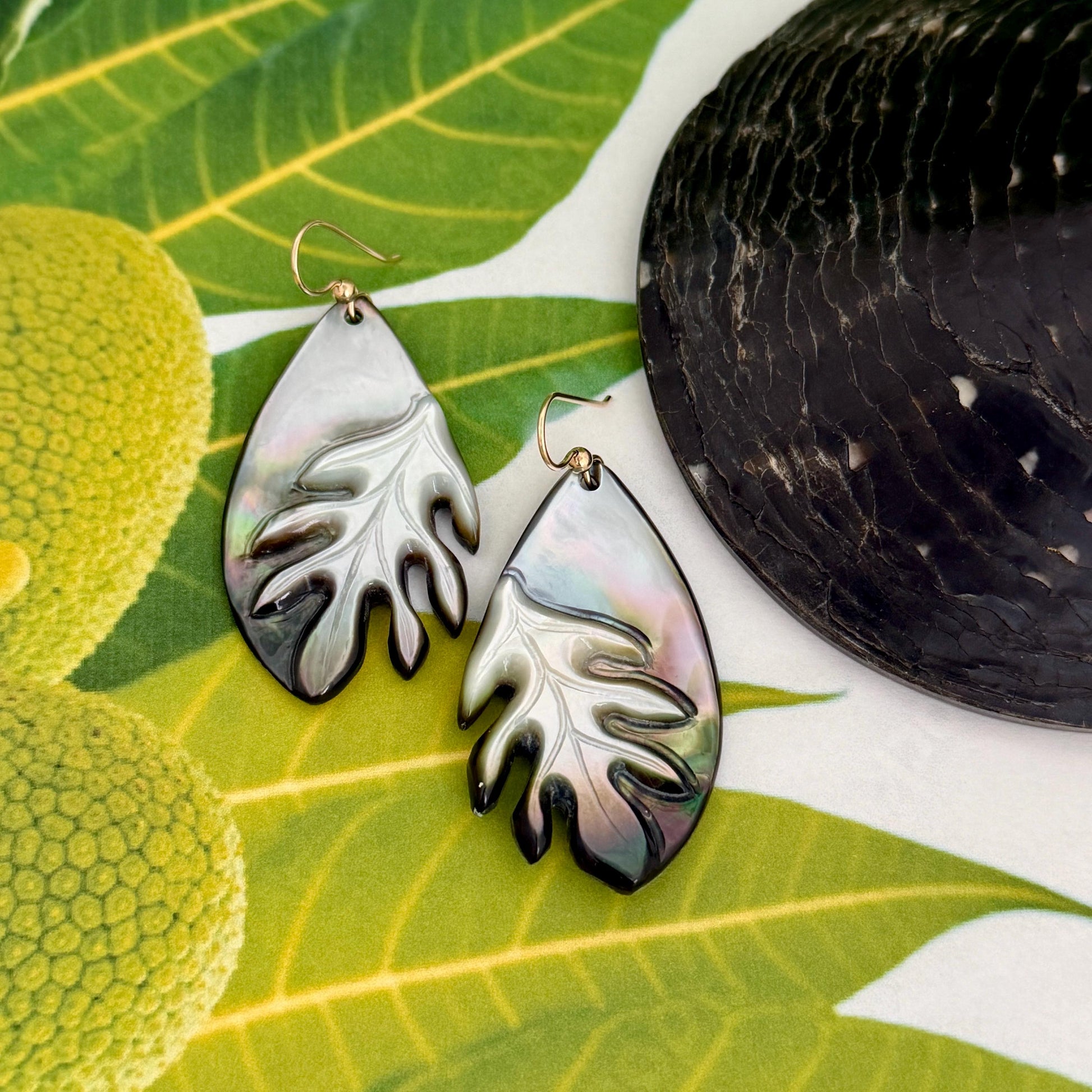 Ulu Earrings • Hawaiian Jewelry • Mother of Pearl shell • Hand carved