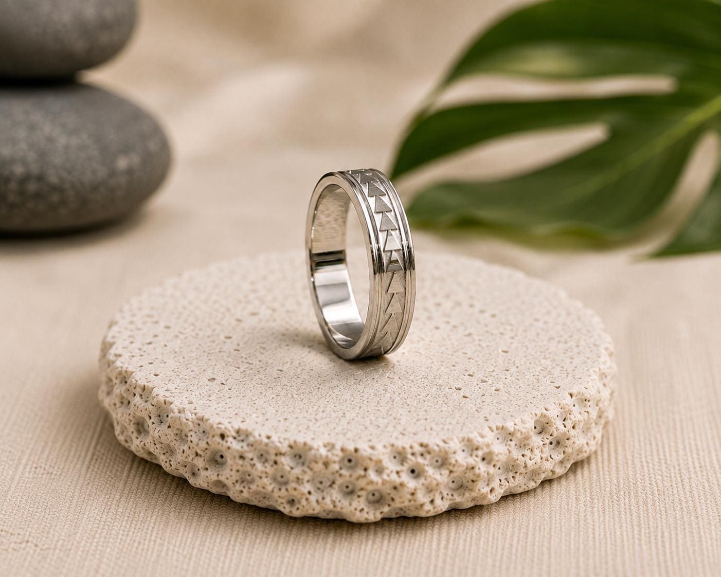 Hawaiian Ring: Unisex Triangle Design • Stainless Steel
