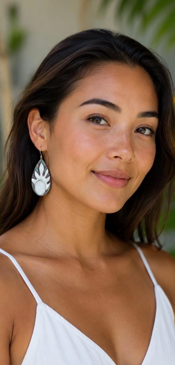 Ulu Earrings • Hawaiian Jewelry • Mother of Pearl shell