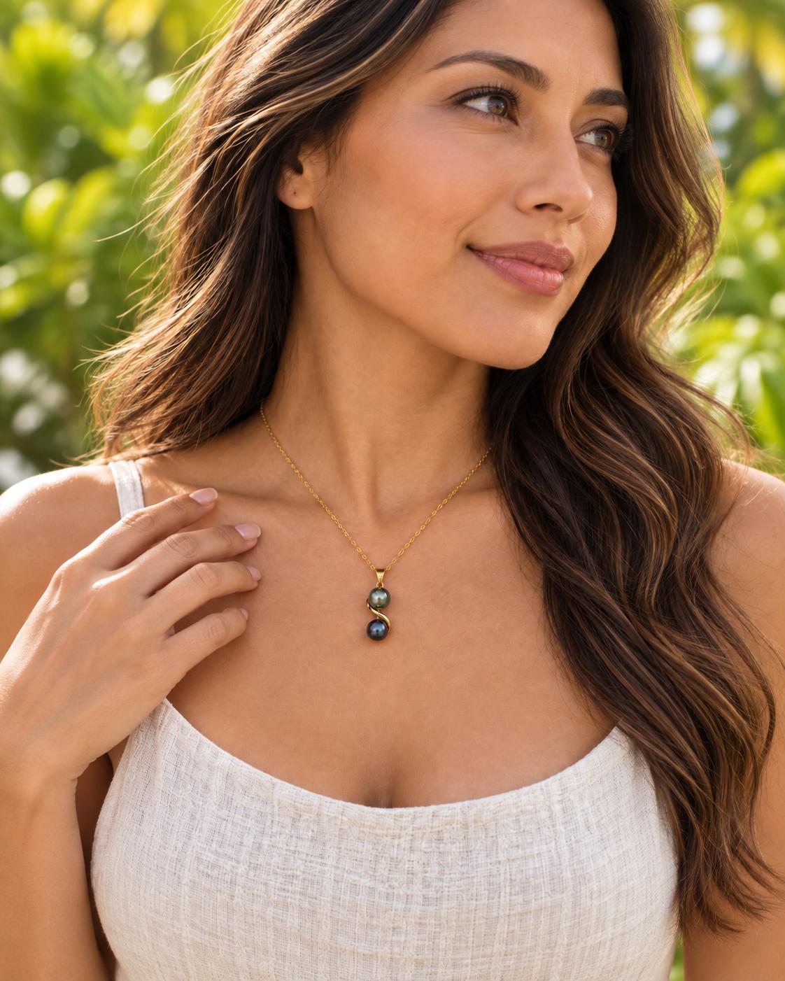 Tahitian Pearl Pendant • Green and Aubergine color • RARE Jewelry