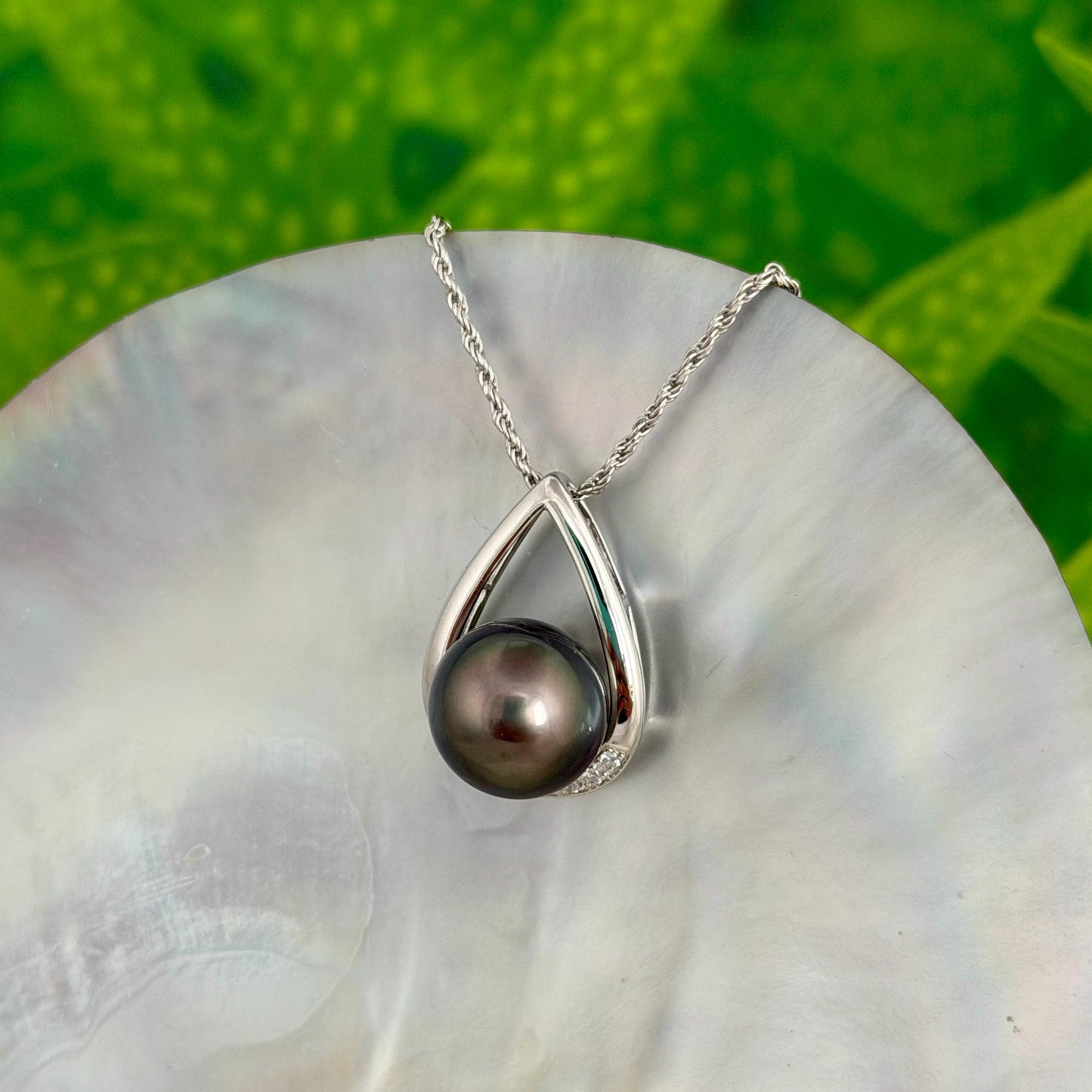 Teardrop Tahitian pearl pendant with beautiful peacock pearl • Statement necklace with CZ