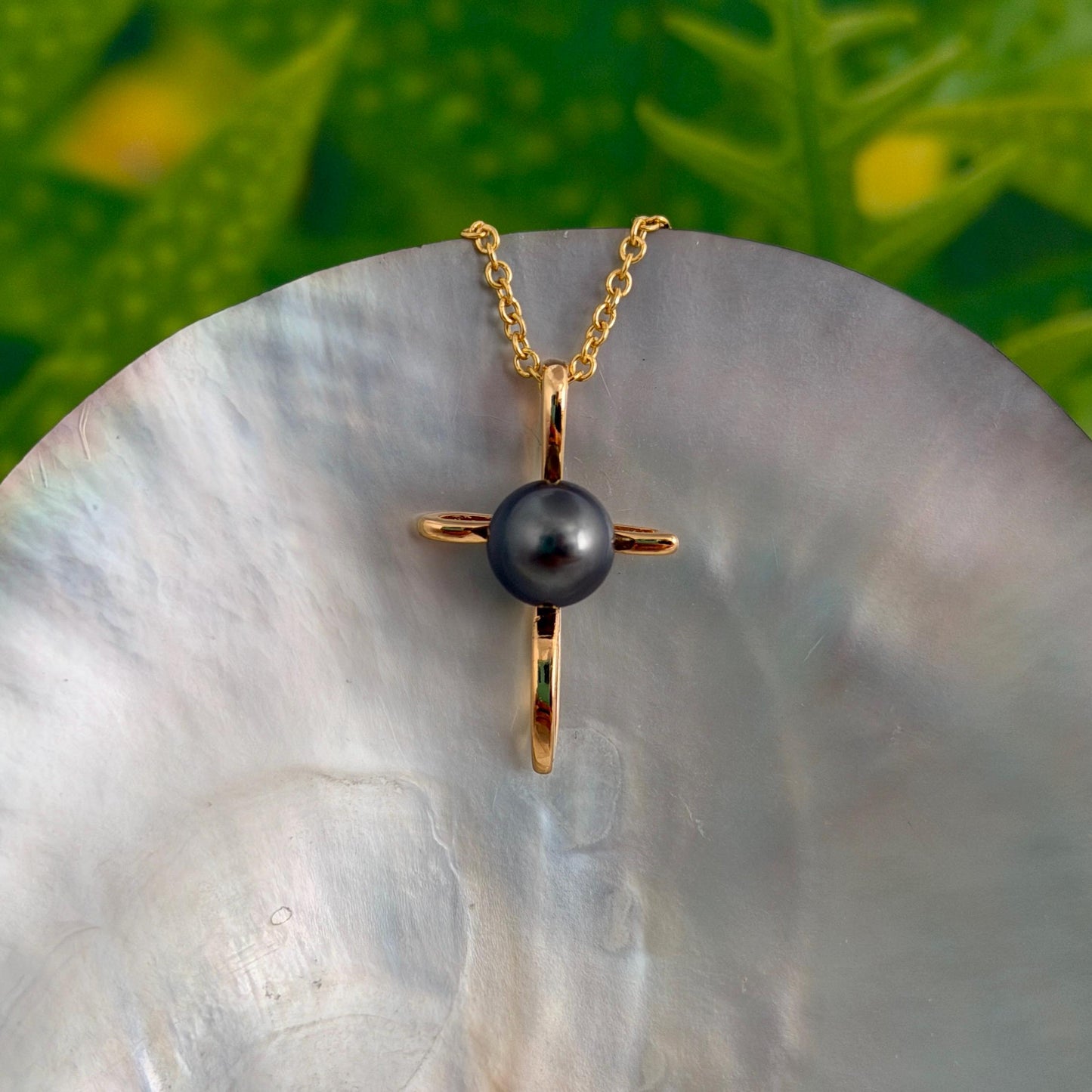 Tahitian Pearl Pendant – 14k Gold plated Cross