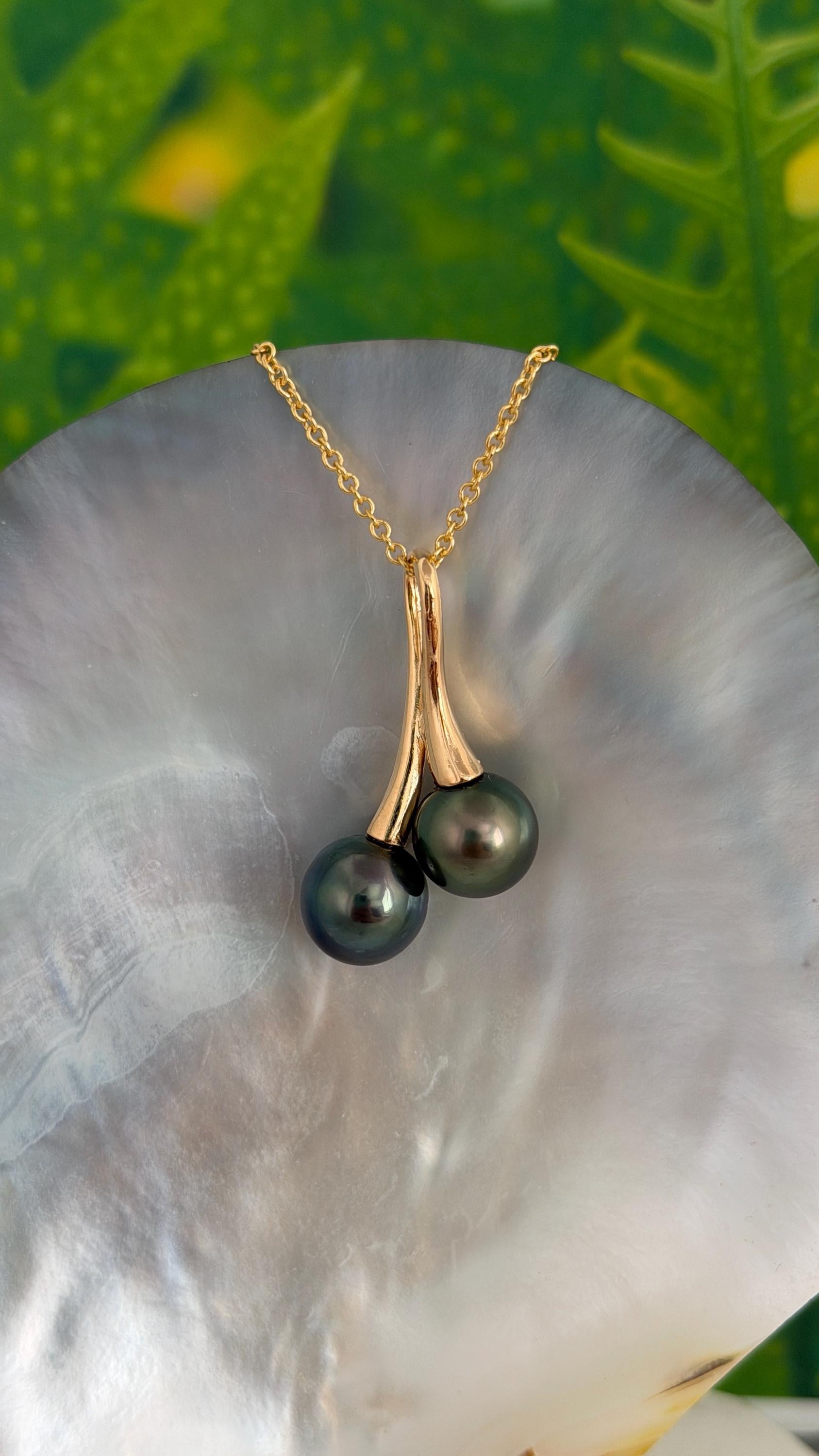 Tahitian pearl necklace • Duo pendant • Gold Double design • Dark Green and Pink
