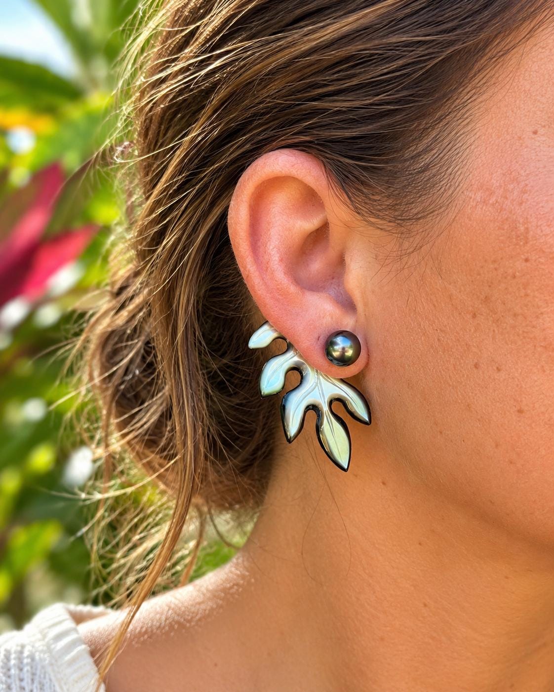 3 in 1 Mother of Pearl Shell earrings • Ulu shape • Tropical Breadfruit