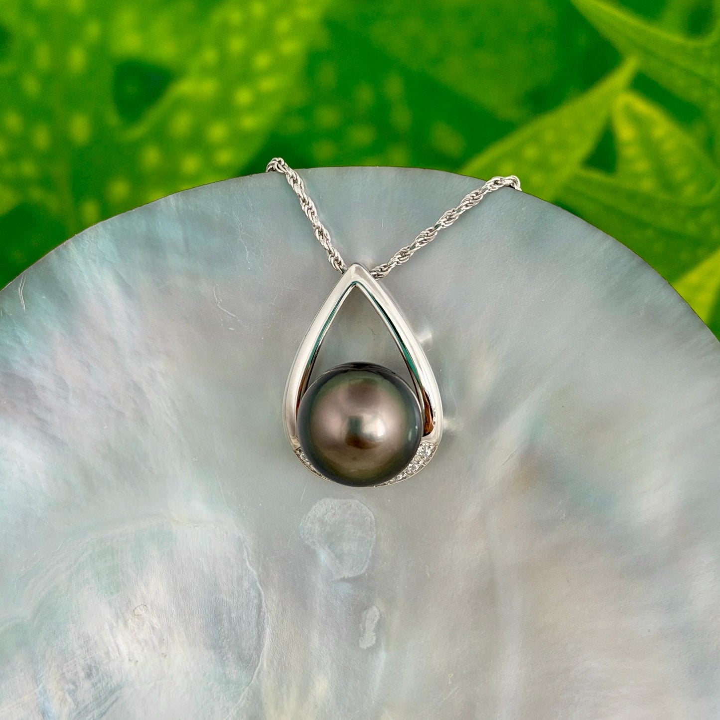 Teardrop Tahitian pearl pendant with beautiful peacock pearl • Statement necklace with CZ