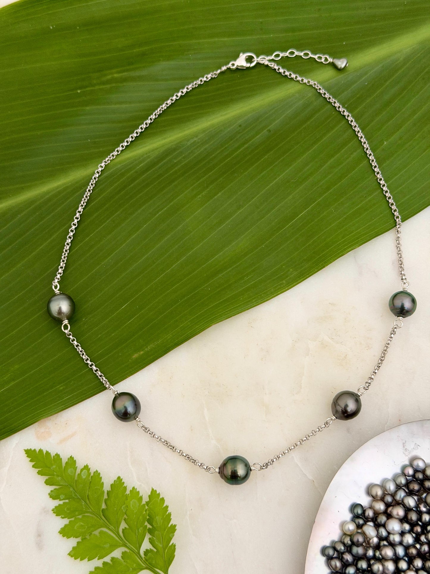 Tahitian Pearl necklace • Five gems • Sterling silver chain