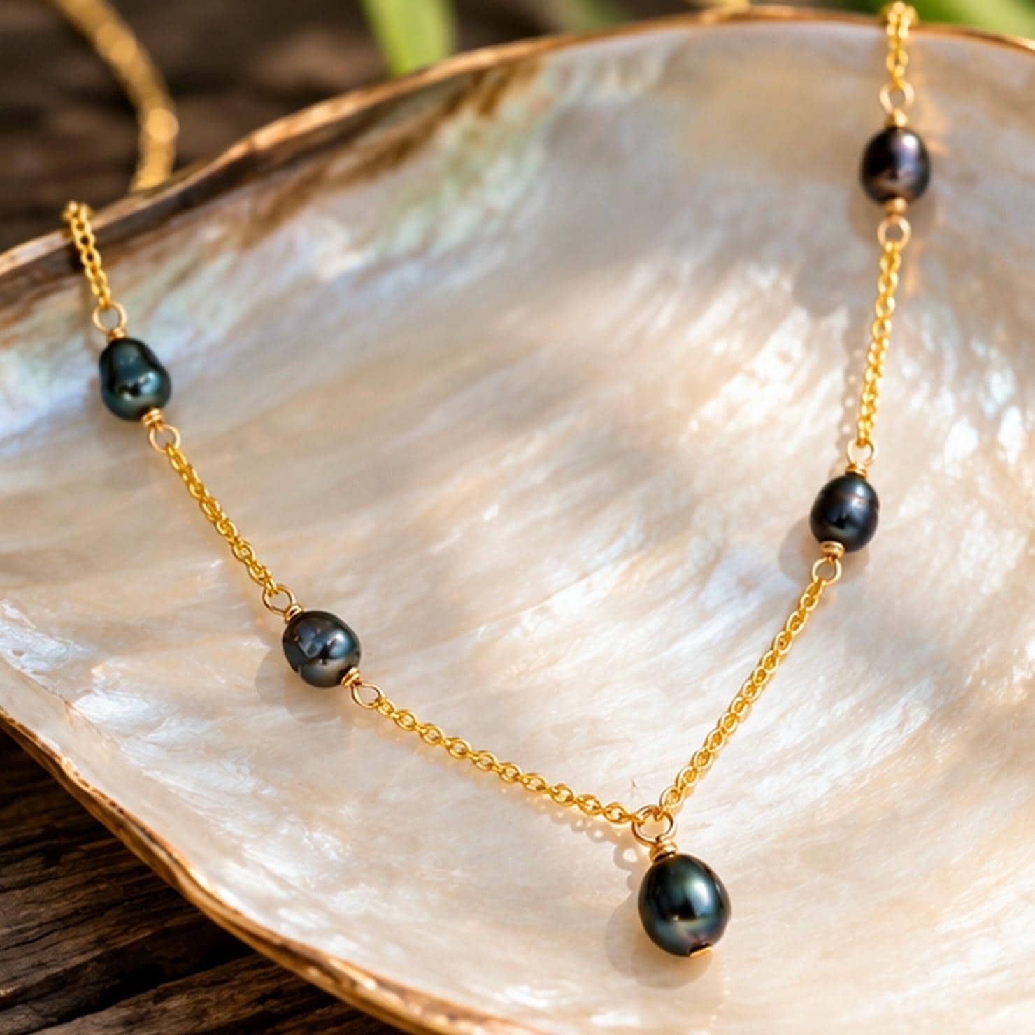 Tahitian Keshi Pearl necklace • Dangle gems in 14k Gold filled