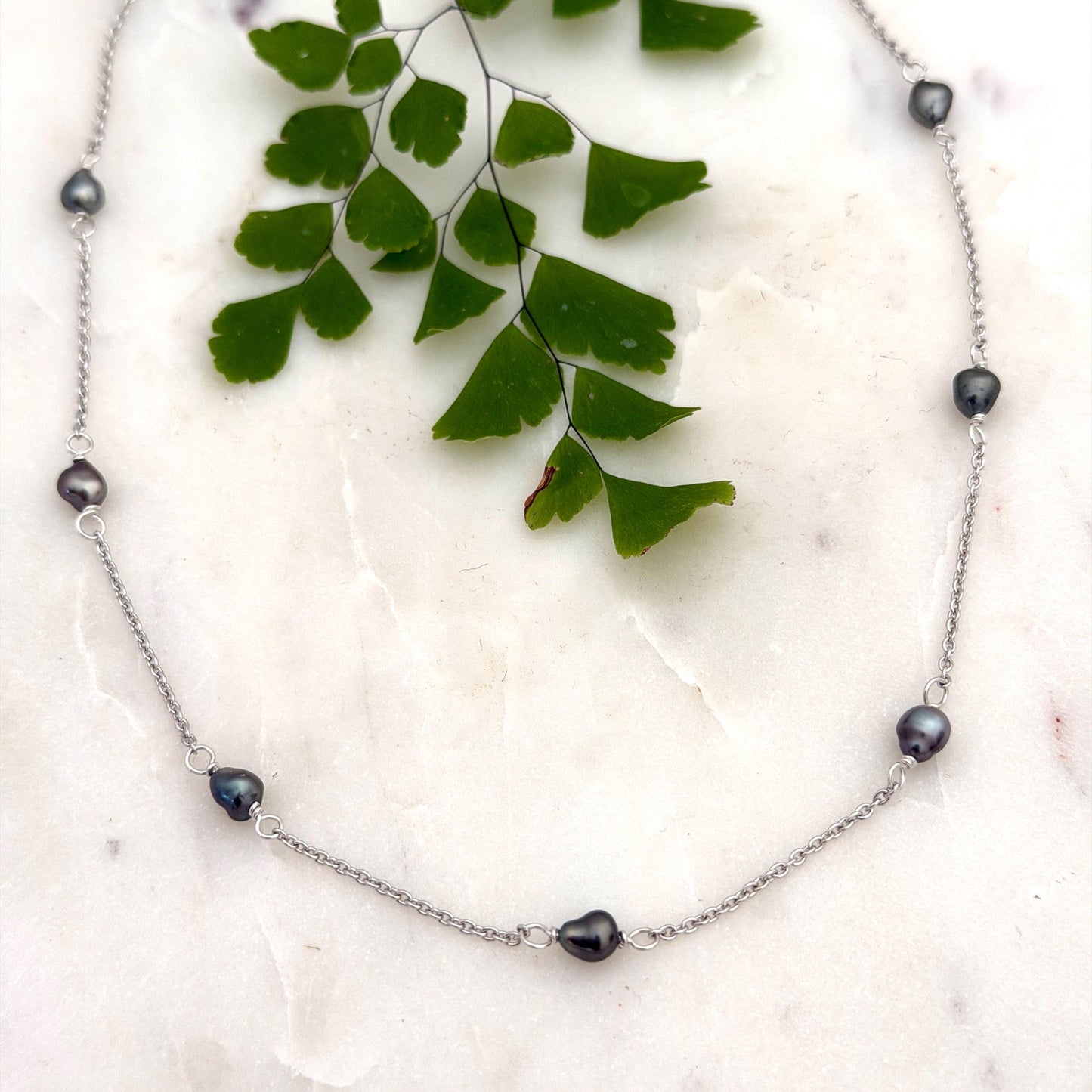 Tahitian Keshi Pearl necklace • Sterling Silver or 14k Gold filled • Choker