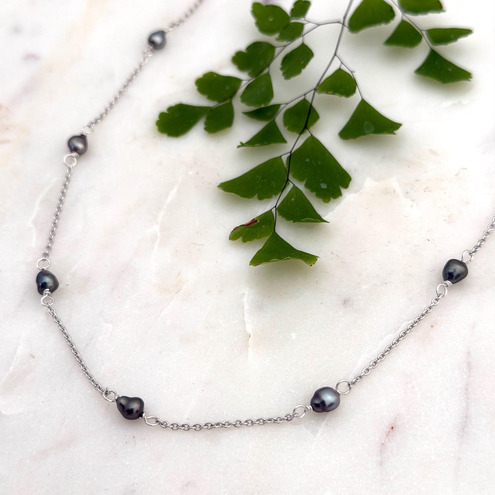 Tahitian Keshi Pearl necklace • Sterling Silver or 14k Gold filled • Choker
