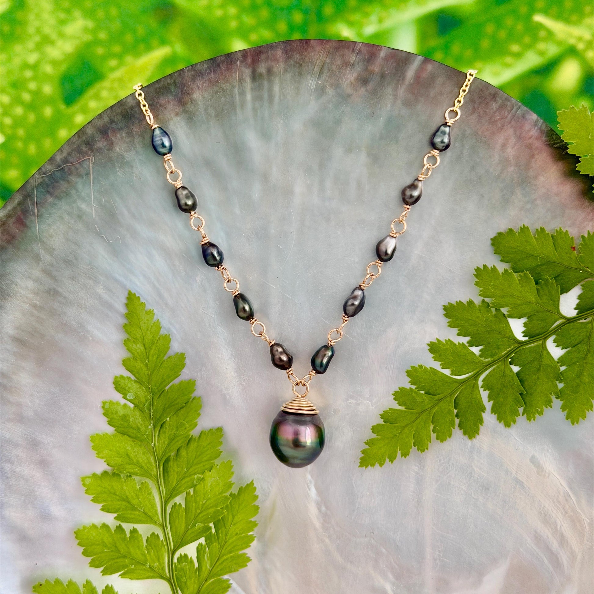 Tahitian Pearl & Keshi Necklace • Peacock color blue green pink