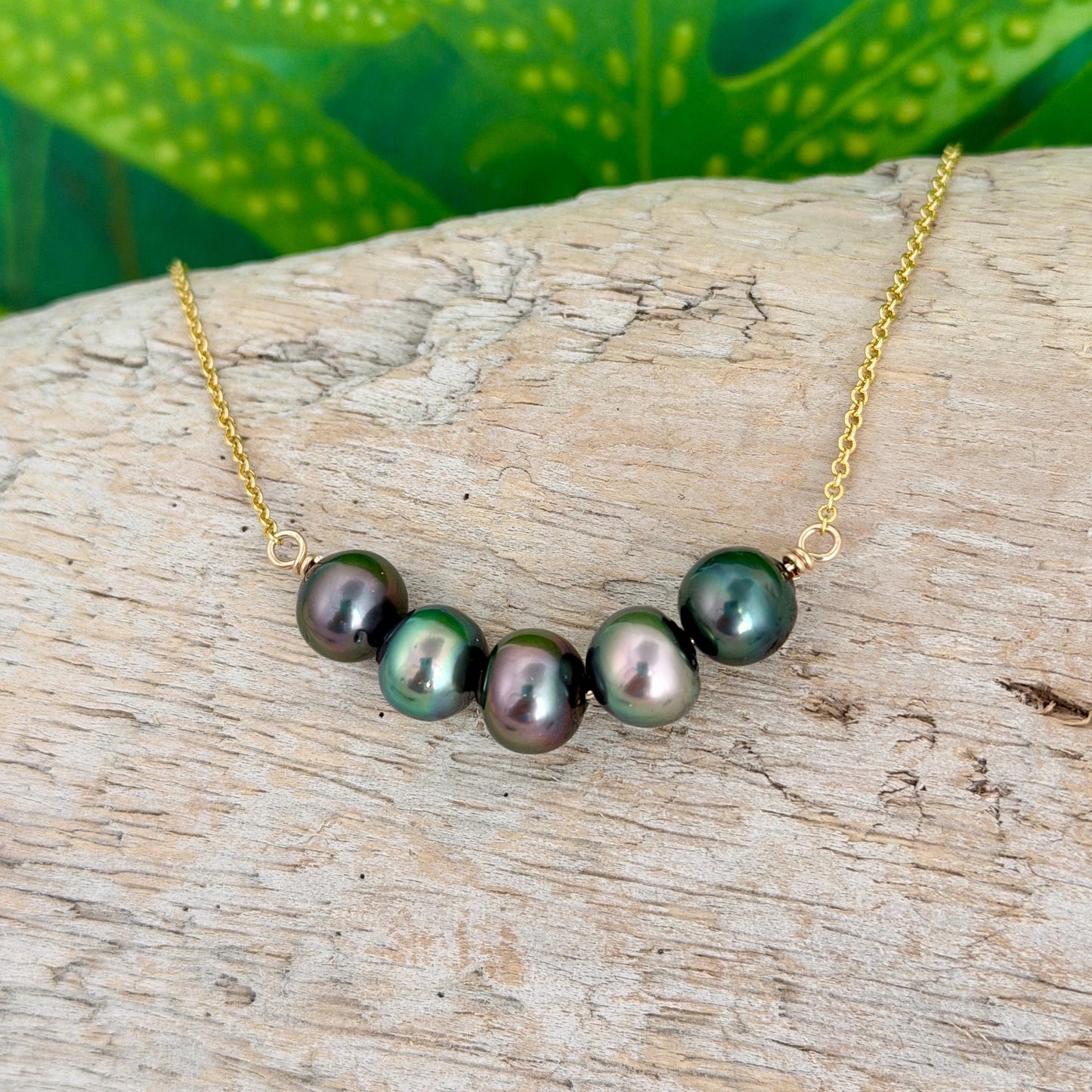 Tahitian Pearls bar necklace • Gold filled jewelry • five pearls • Vibrant colors