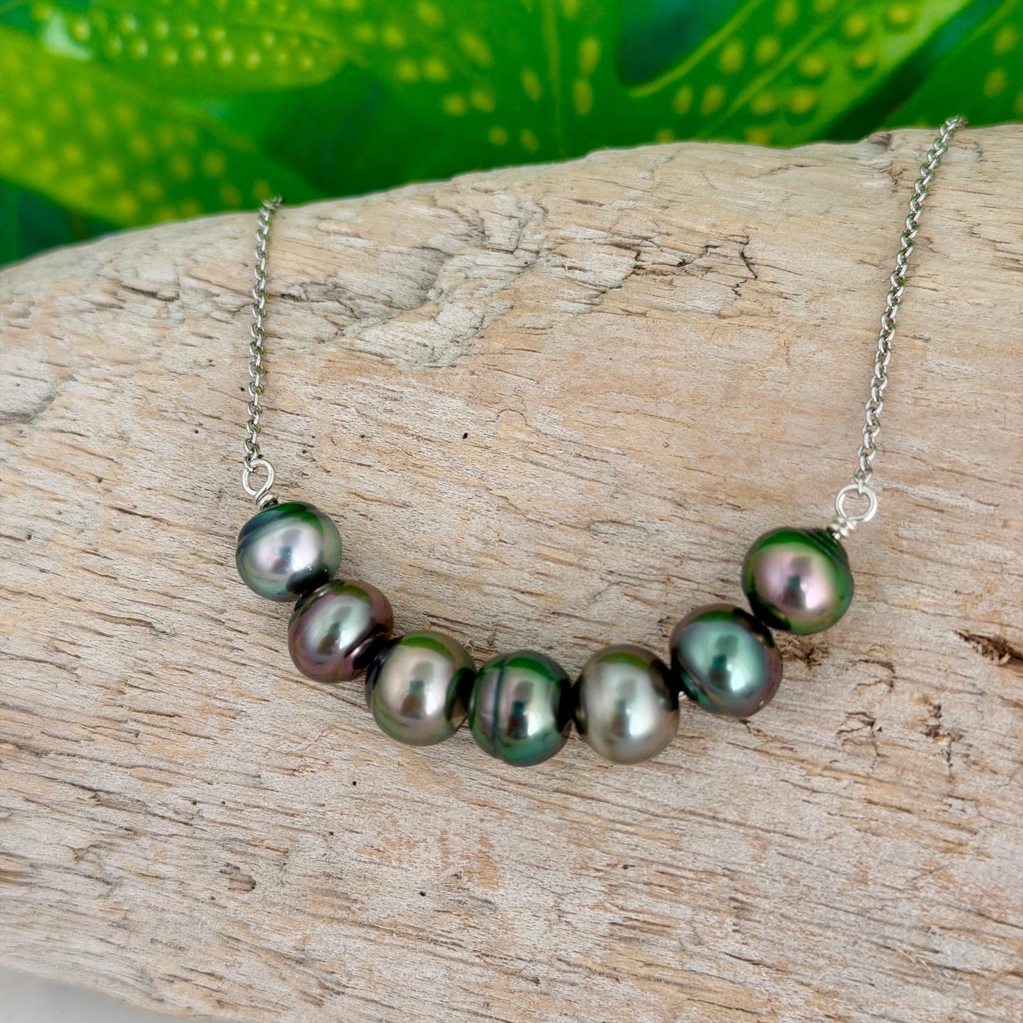 Tahitian Pearls necklace • Sterling silver jewelry • five pearls • Vibrant colors • U style