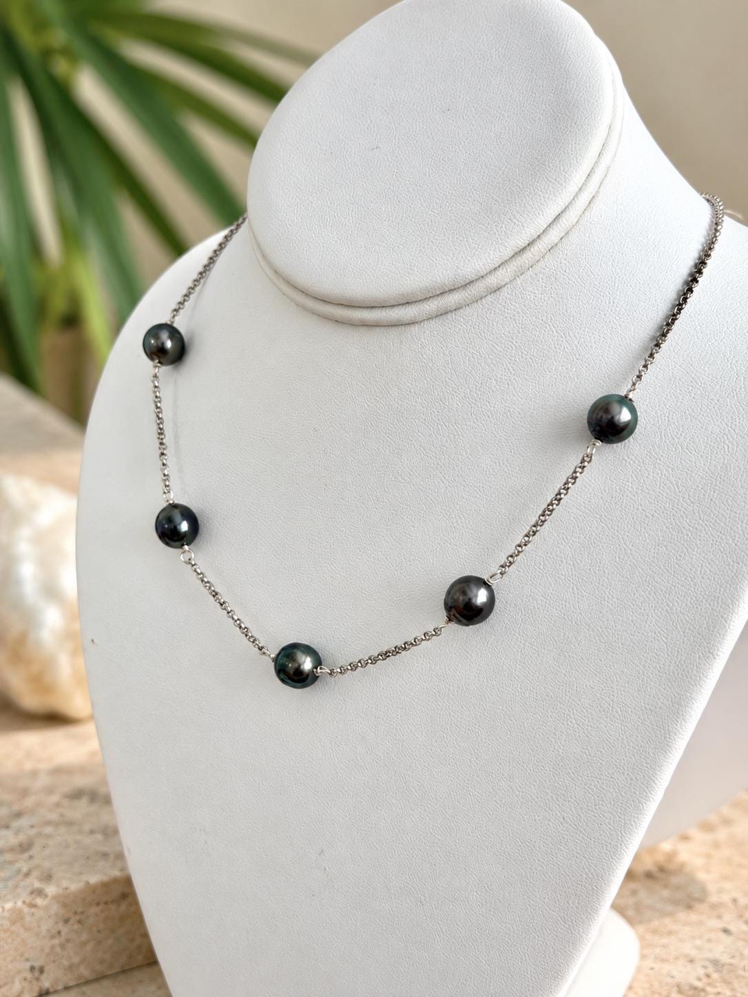 Tahitian Pearl necklace • Five gems • Sterling silver chain
