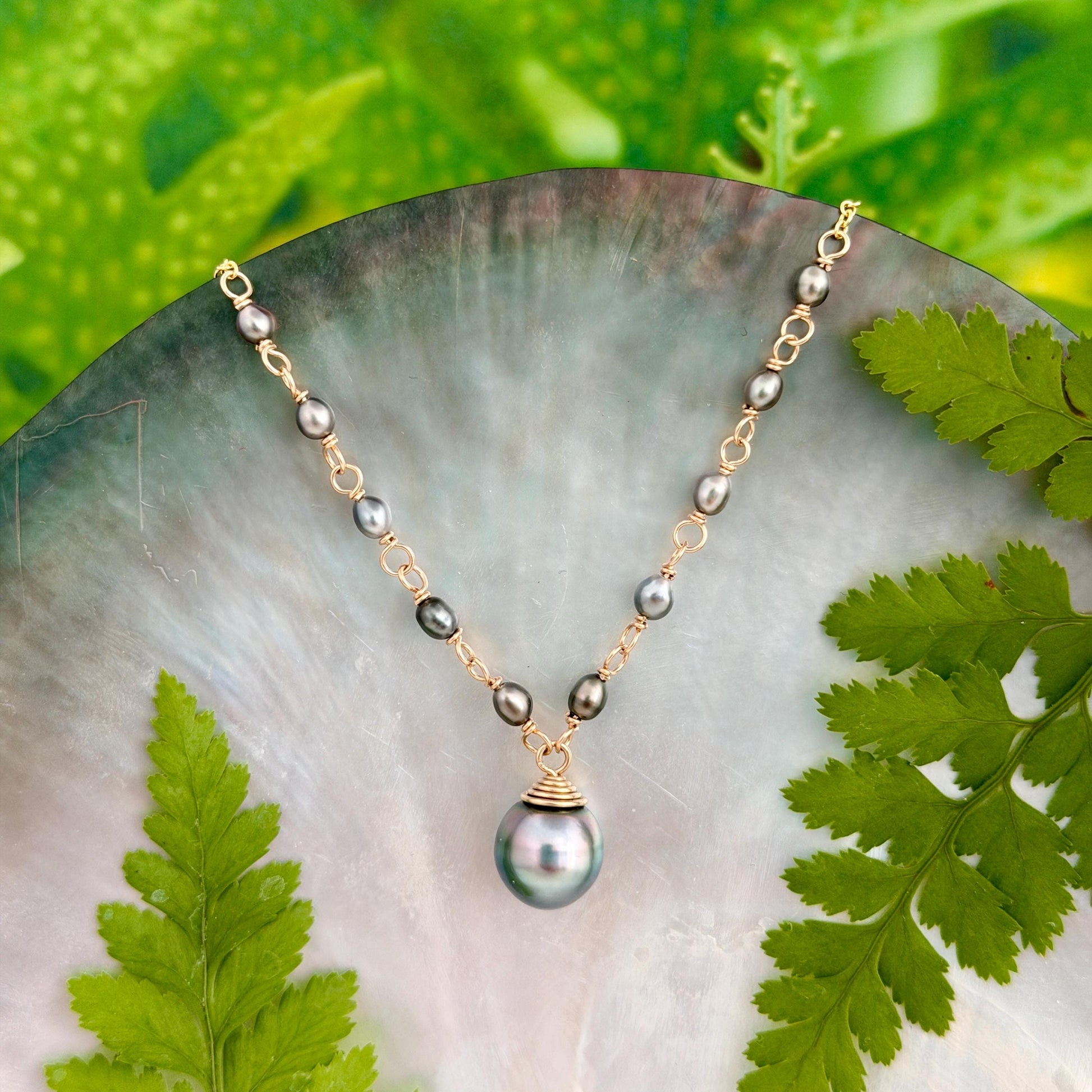 Tahitian Pearl & Keshi Necklace • Sky Blue color • Gold filled