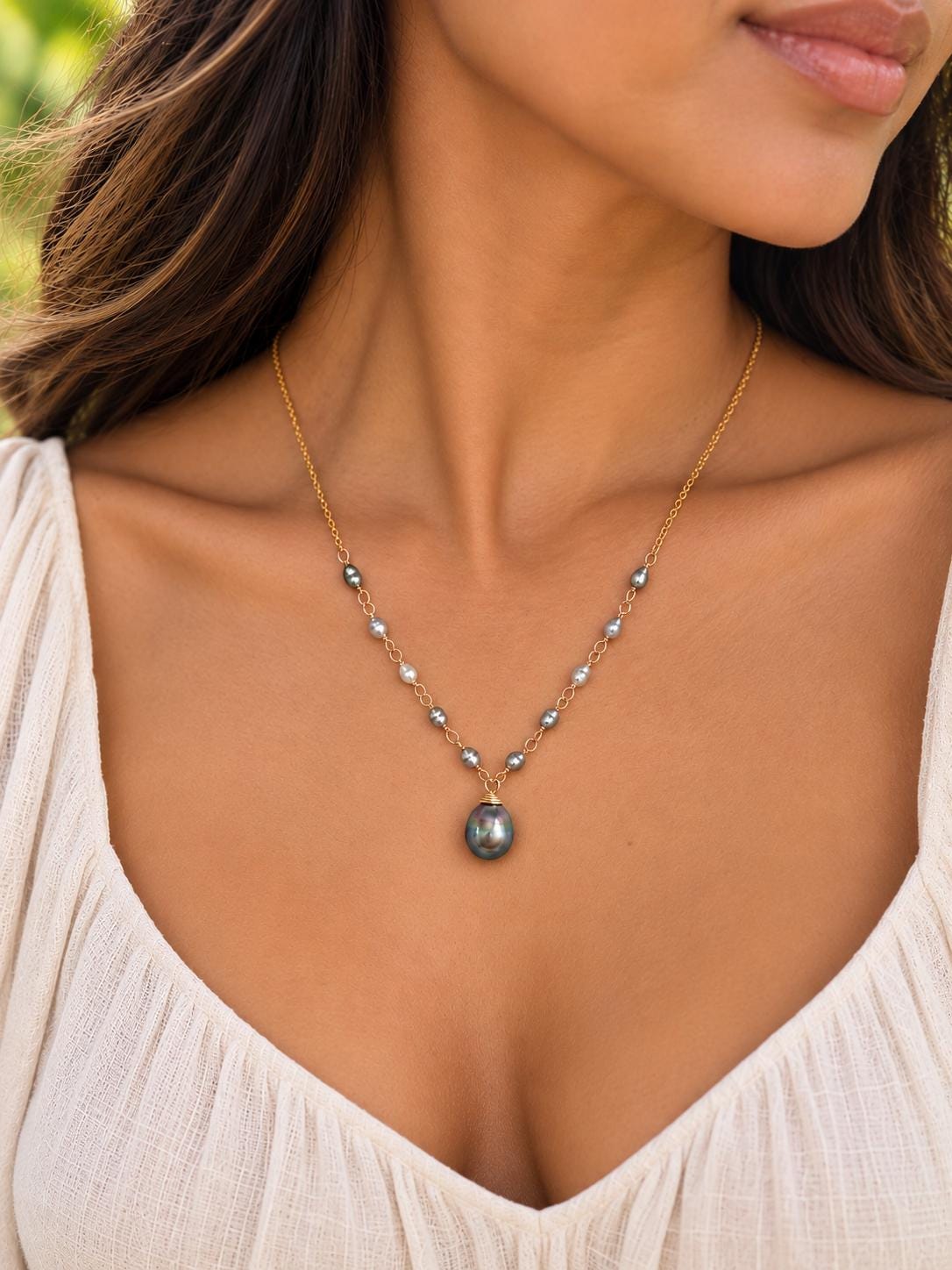 Tahitian Pearl & Keshi Necklace • Light Peacock color • Pink and Blue