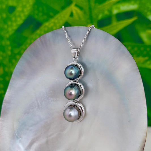 RARE Tahitian Pearl Necklace: 18k Gold plated • Statement pendant
