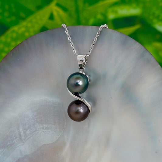 Tahitian Pearl Pendant • Green and Plum color • RARE Jewelry • Sterling Silver